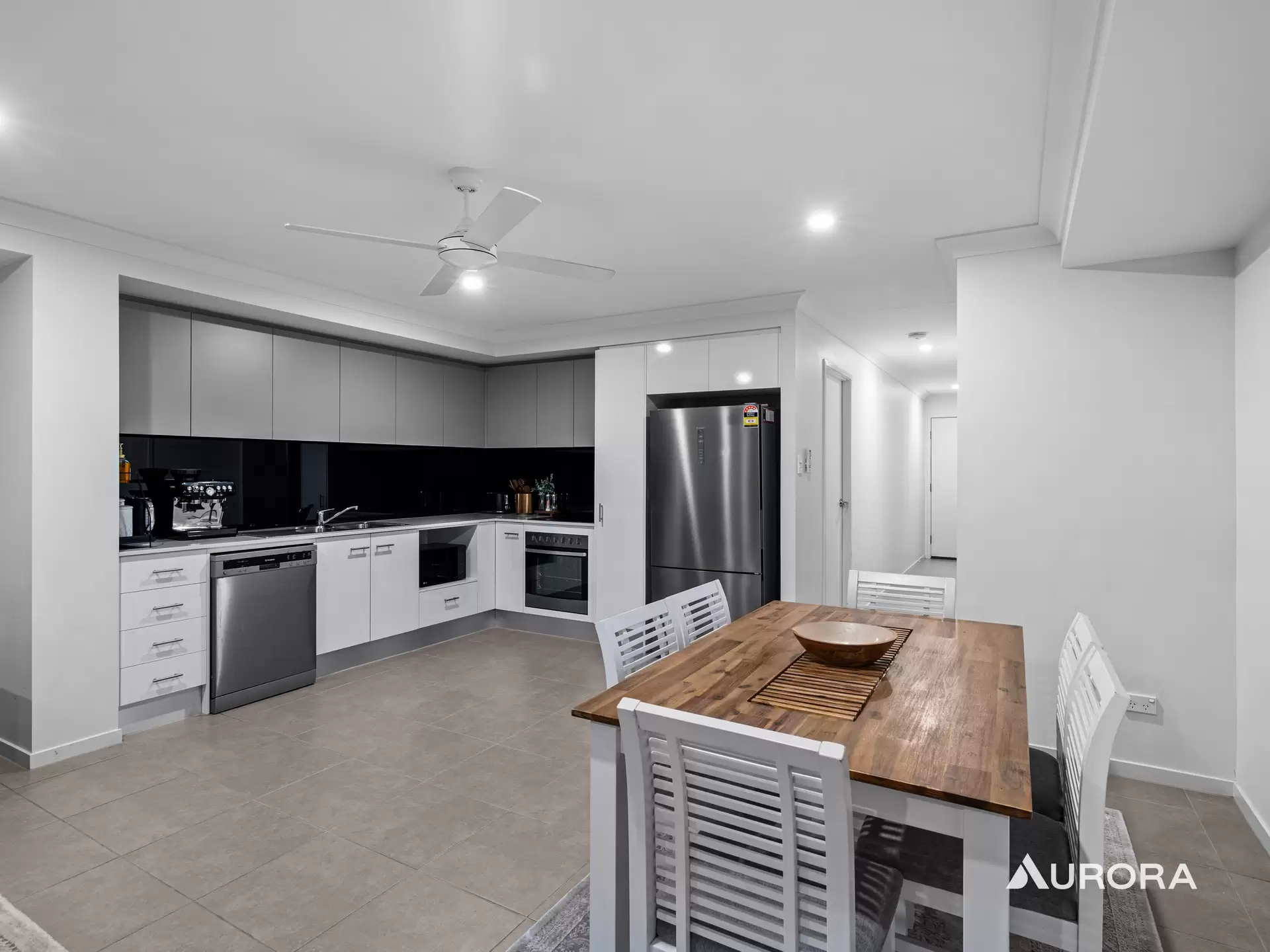 31/9 Springfield College Drive, Springfield Sold by Aurora Property - image 1