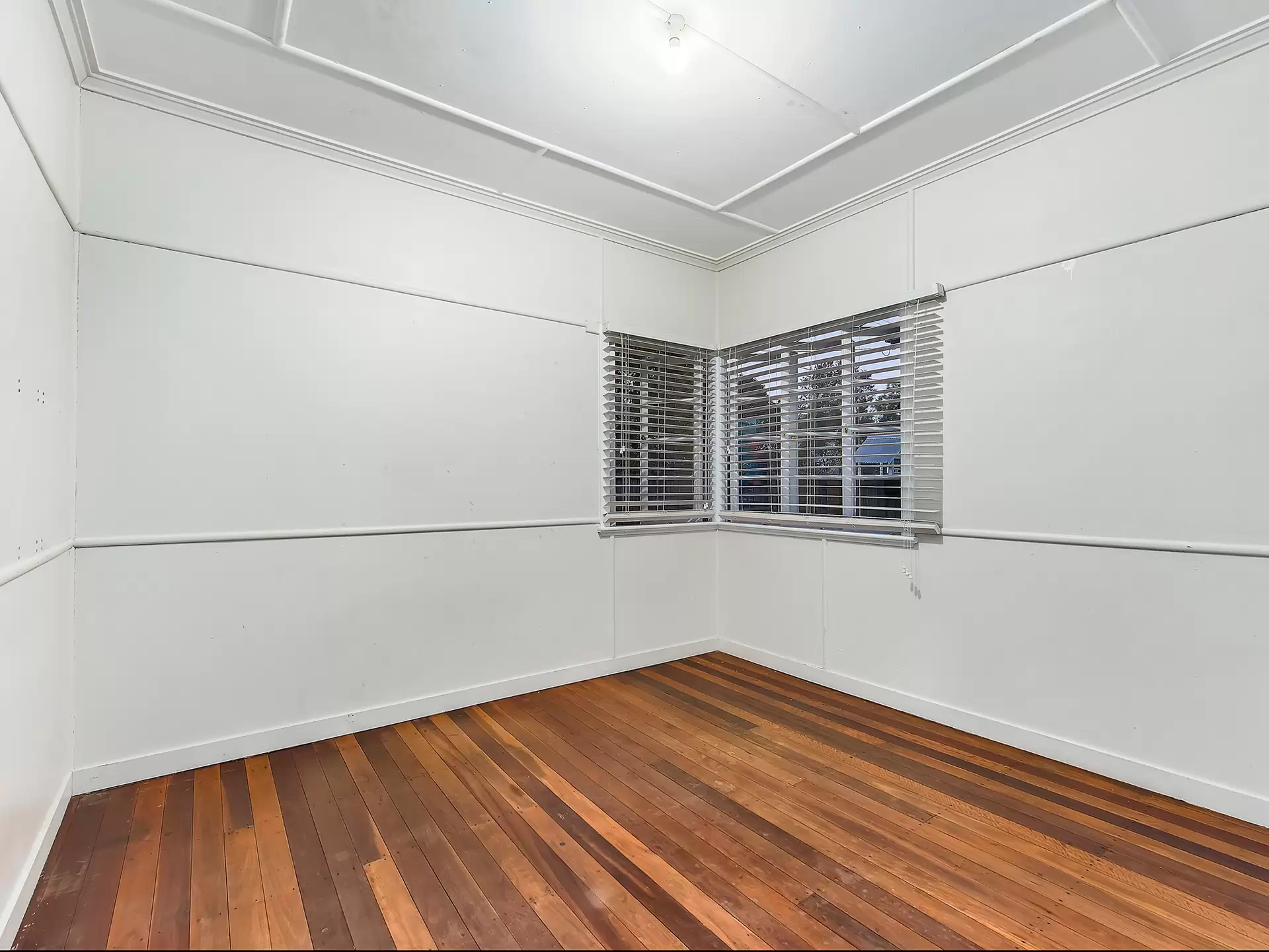 15 Bayford Street, Oxley Sold by Aurora Property - image 1