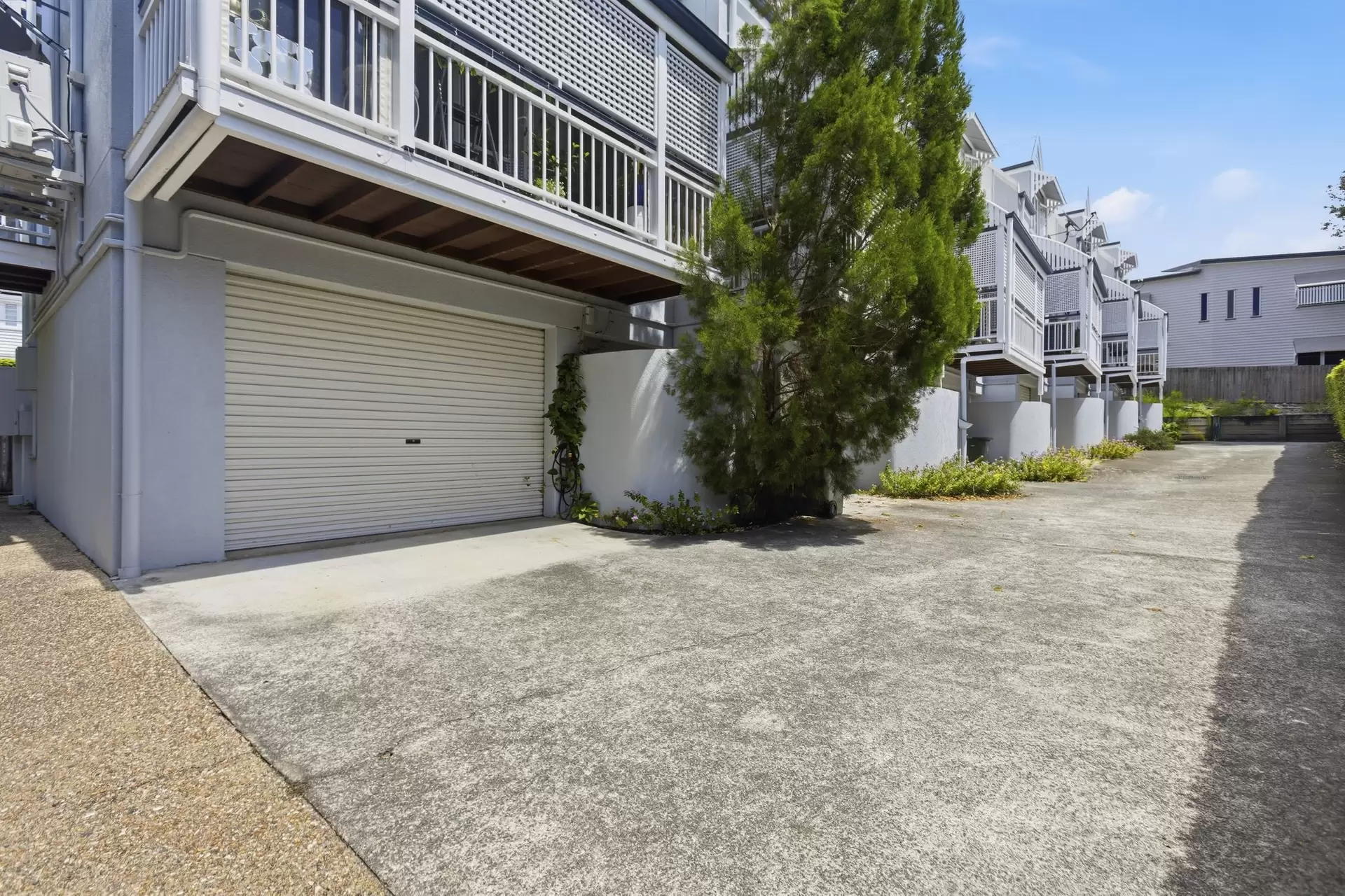 5/7 Miles Street, Hawthorne Leased by Aurora Property - image 1