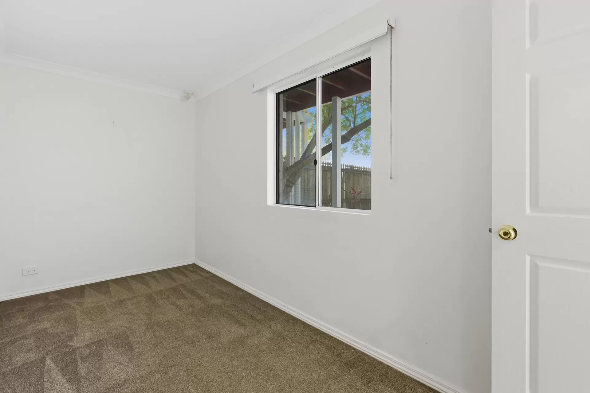 5/7 Miles Street, Hawthorne Leased by Aurora Property - image 1