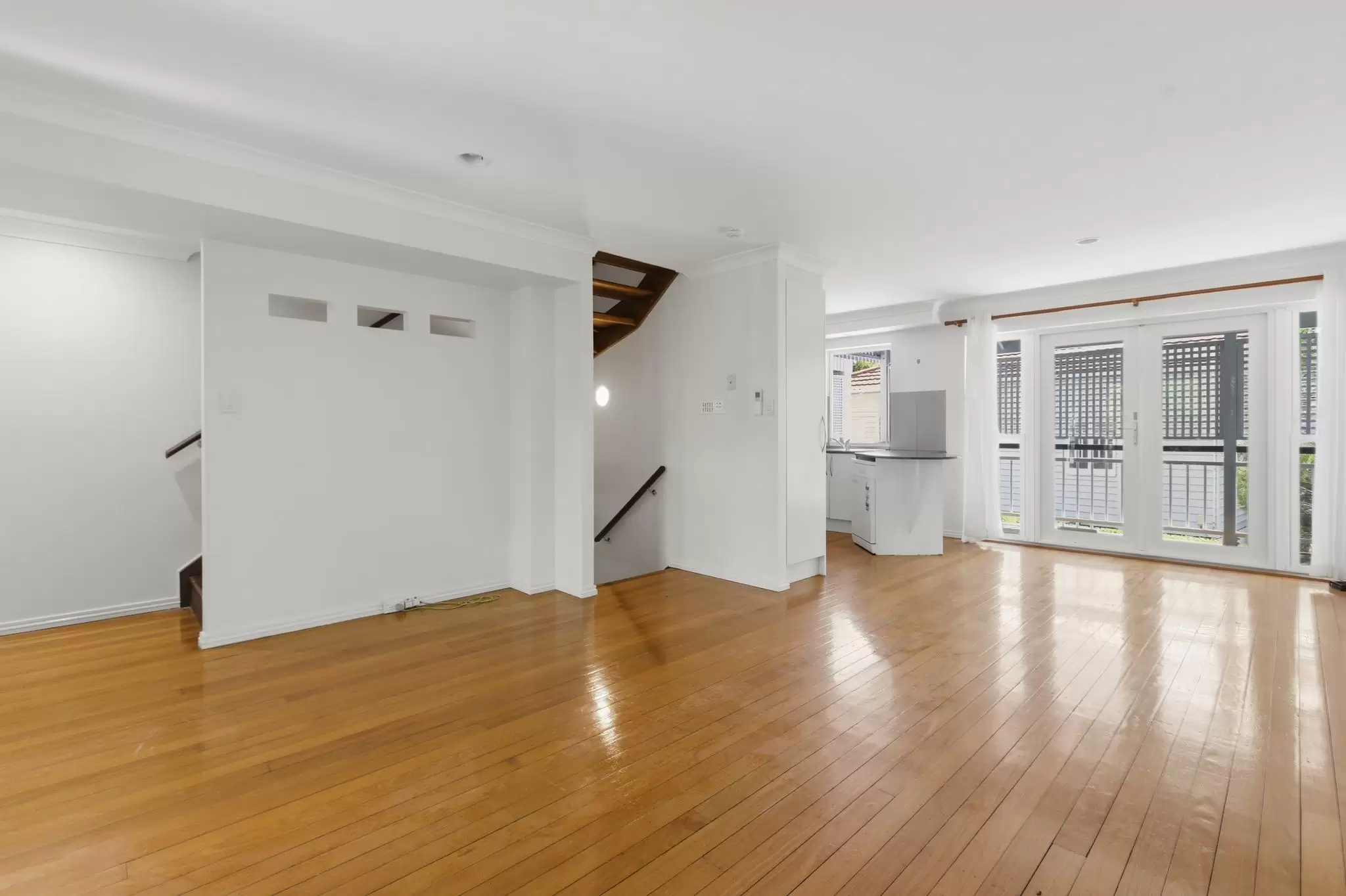 5/7 Miles Street, Hawthorne Leased by Aurora Property - image 5
