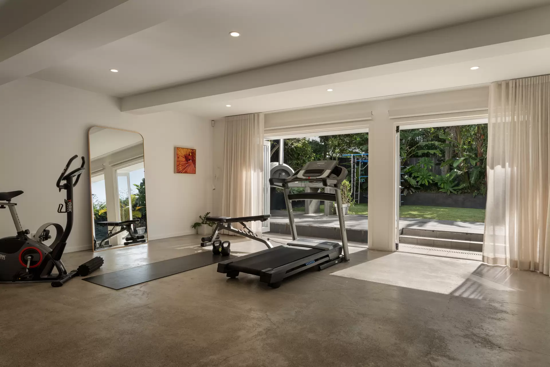 124 Alexandra Road, Clayfield Sold by Aurora Property - image 1