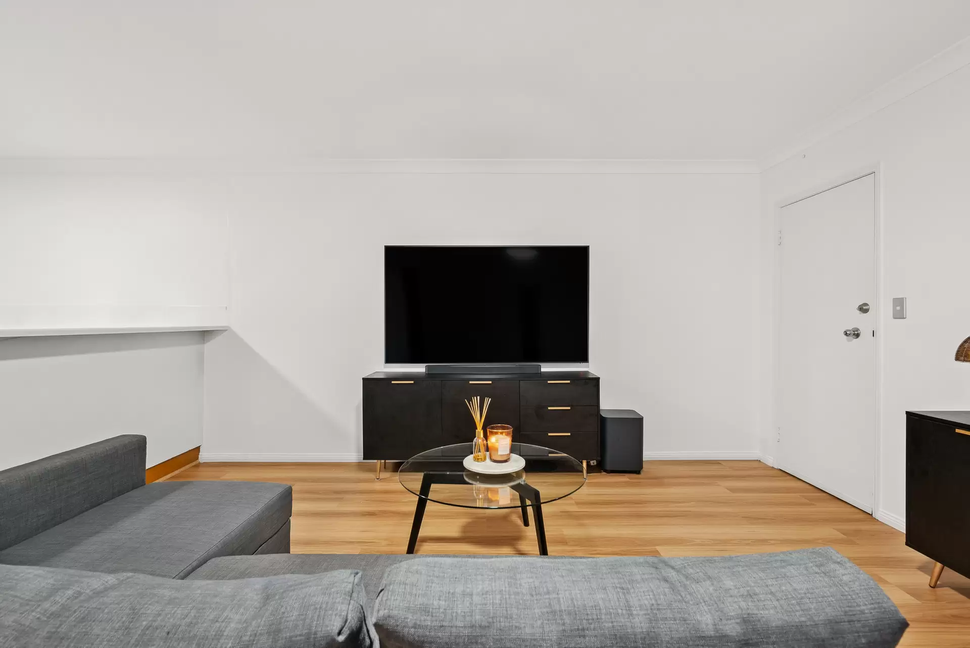 4/234 Shafston Av, Kangaroo Point Leased by Aurora Property - image 1