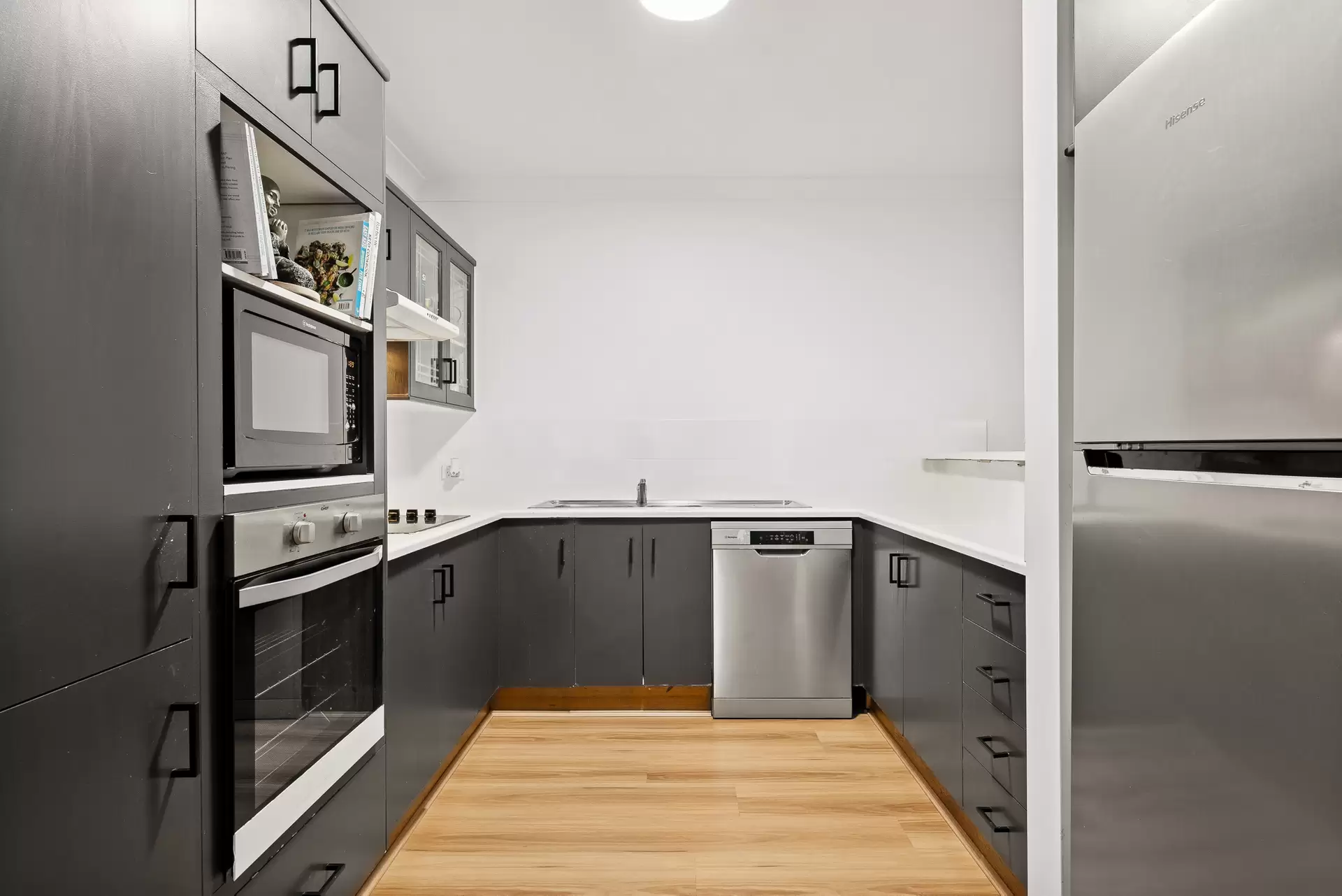 4/234 Shafston Av, Kangaroo Point Leased by Aurora Property - image 1