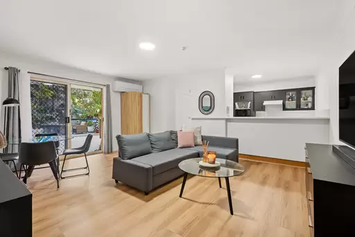 4/234 Shafston Av, Kangaroo Point Leased by Aurora Property