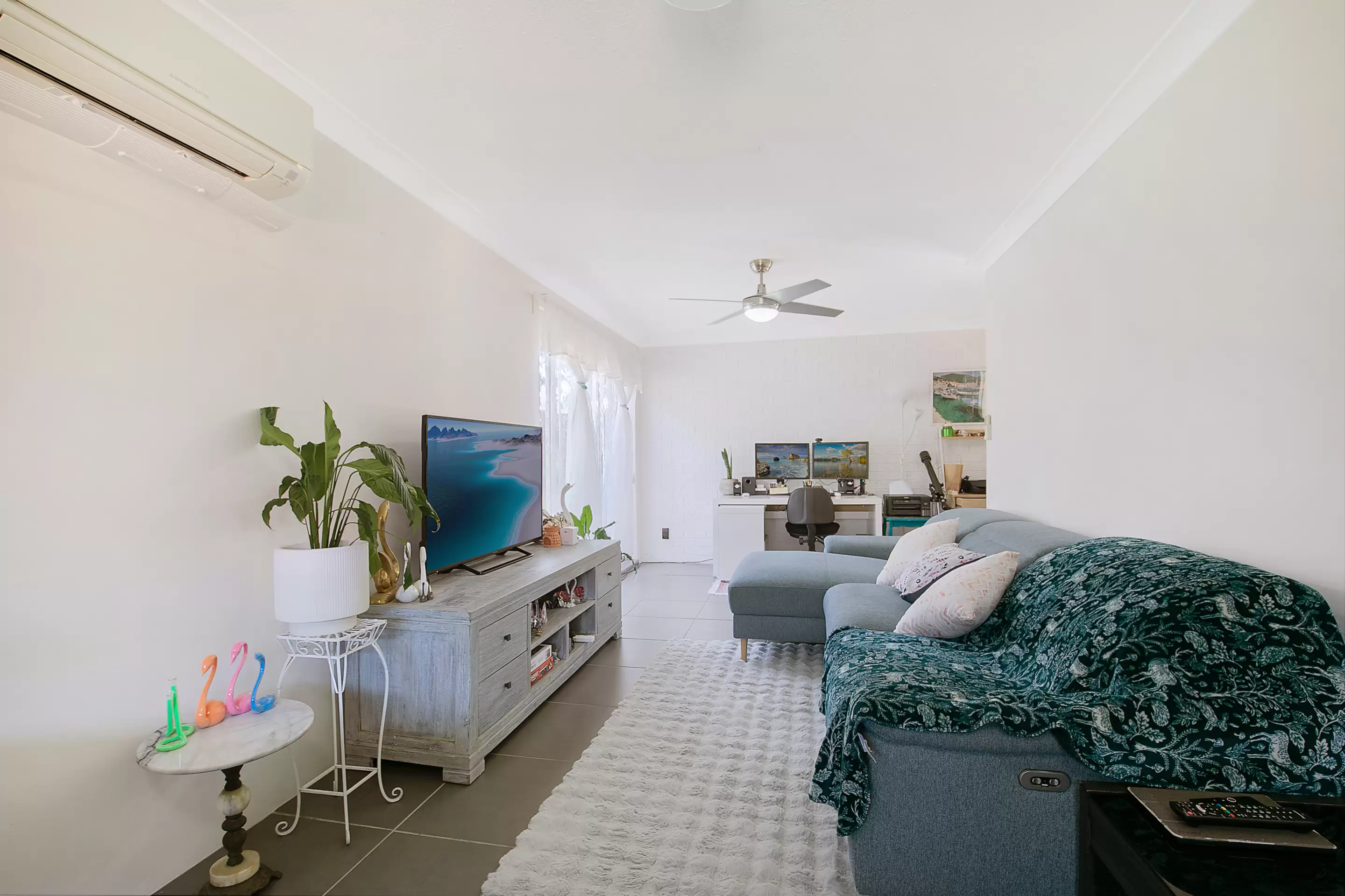 2/51 Leicester Street, Coorparoo Sold by Aurora Property - image 2