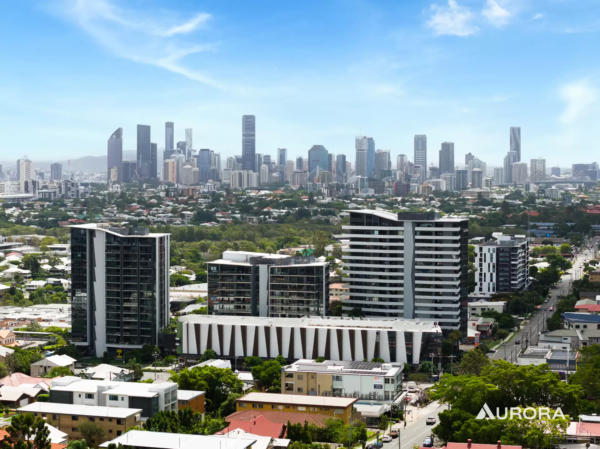 21006/300 Old Cleveland Road, Coorparoo Sold by Aurora Property - image 1