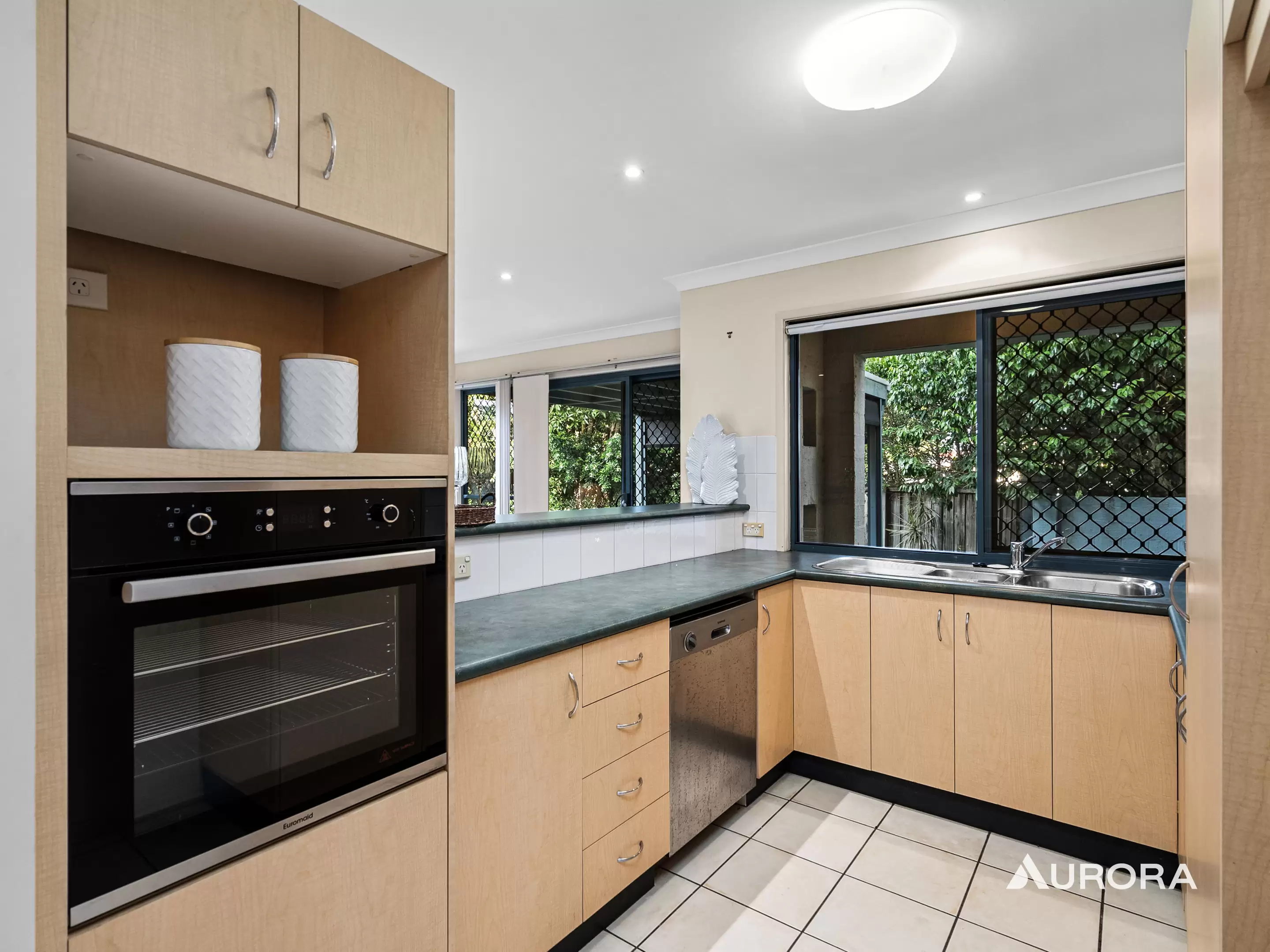 9/51 Othello Street, Sunnybank Hills Sold by Aurora Property - image 9