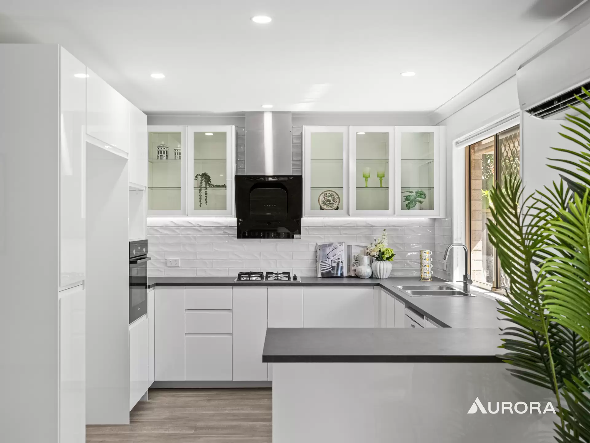 4 Peden Court, Calamvale Sold by Aurora Property - image 1