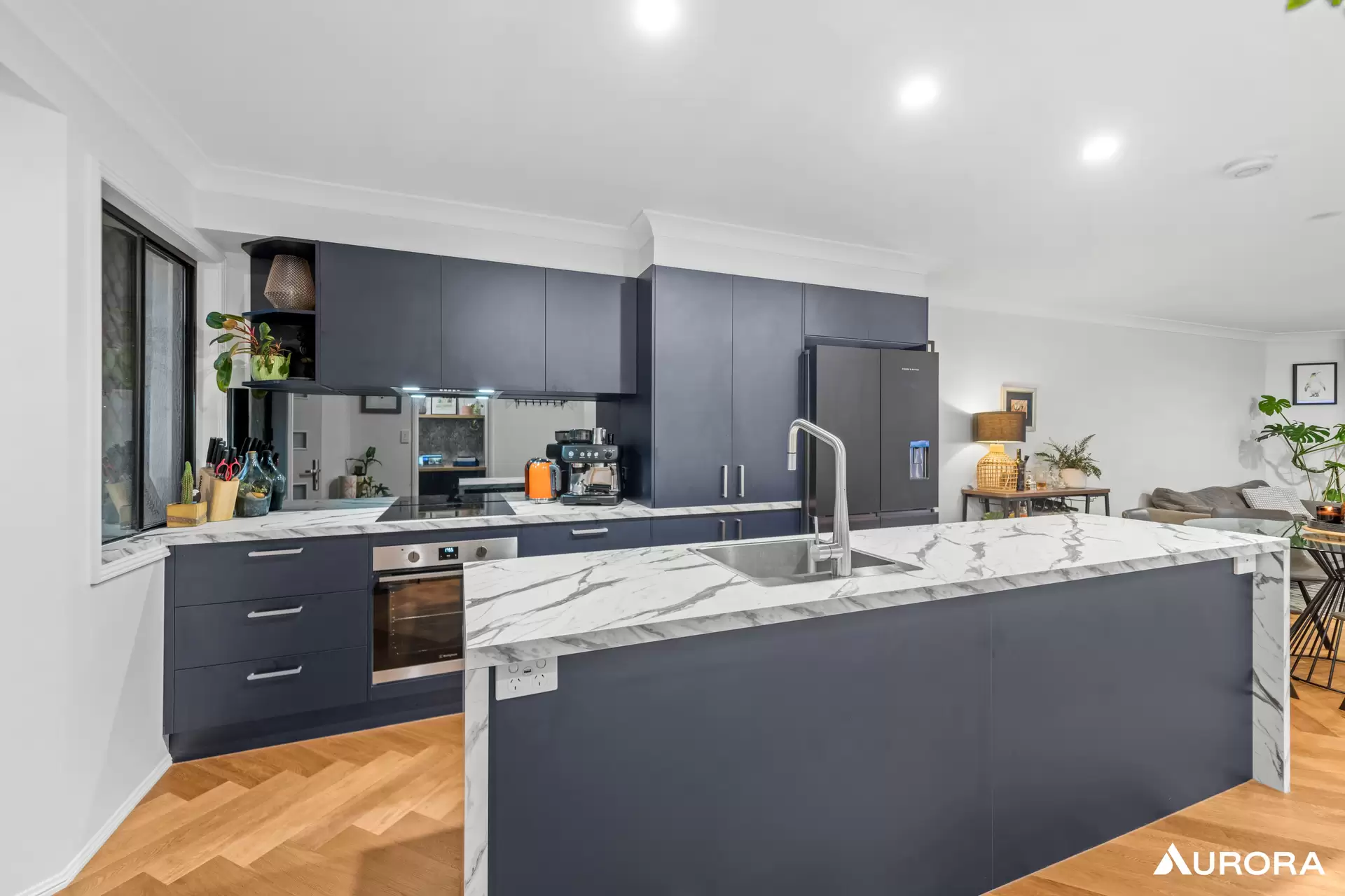 14/4 Cowlishaw Street, Bowen Hills Sold by Aurora Property - image 1