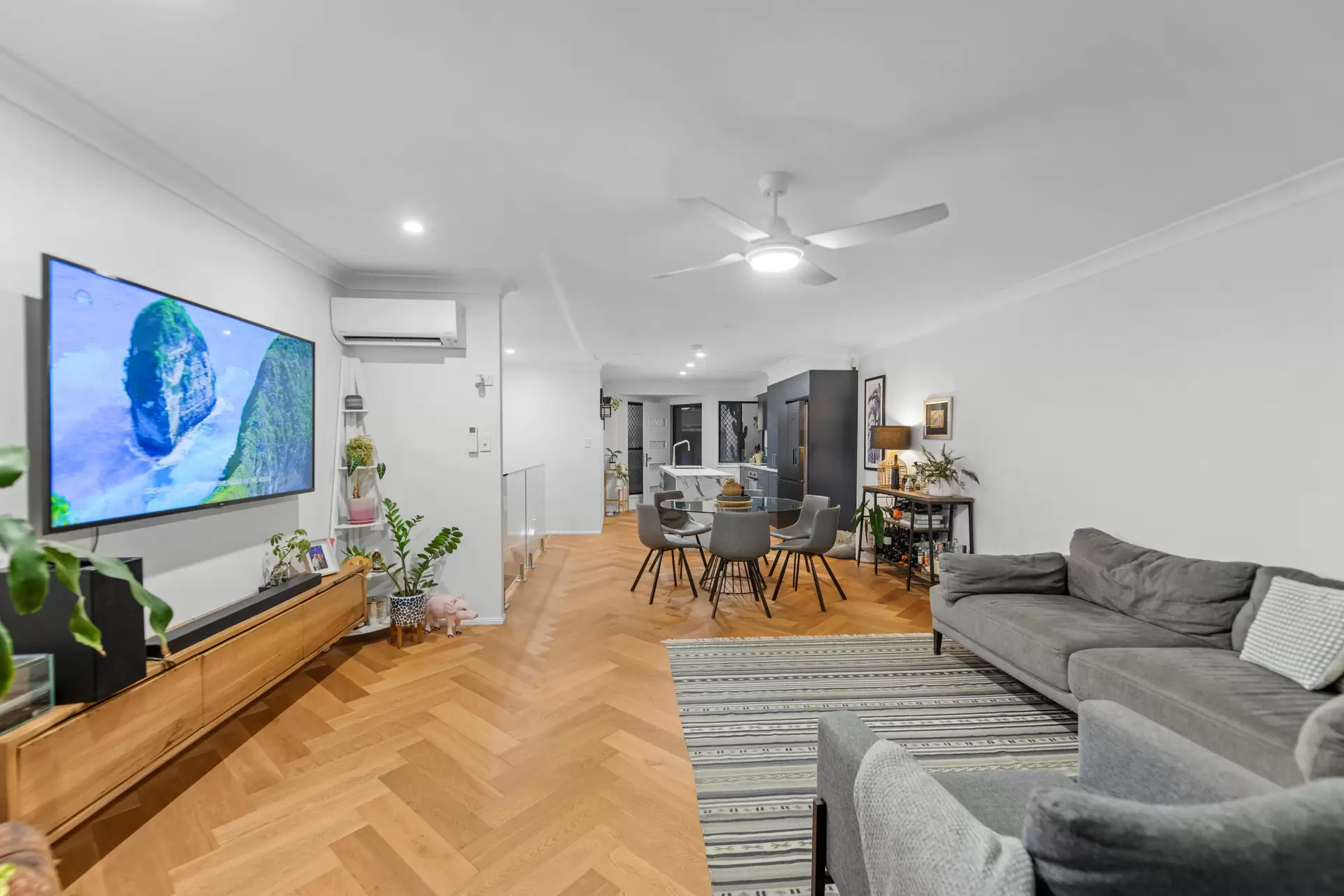 14/4 Cowlishaw Street, Bowen Hills Sold by Aurora Property - image 1