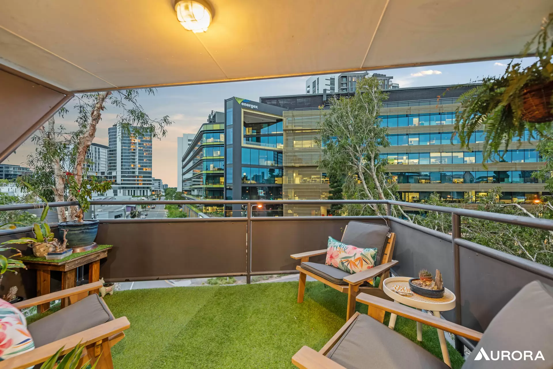 14/4 Cowlishaw Street, Bowen Hills Sold by Aurora Property - image 1