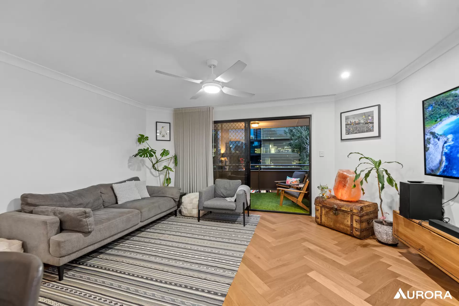 14/4 Cowlishaw Street, Bowen Hills Sold by Aurora Property - image 1