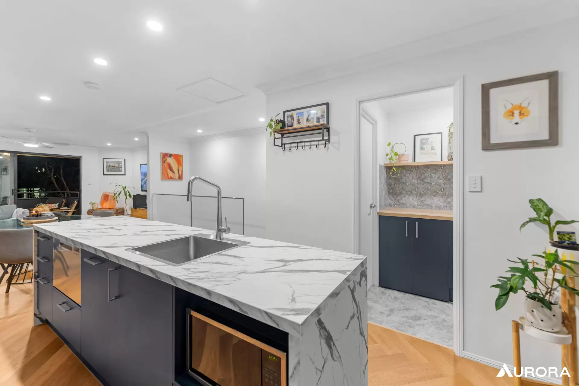 14/4 Cowlishaw Street, Bowen Hills Sold by Aurora Property - image 1
