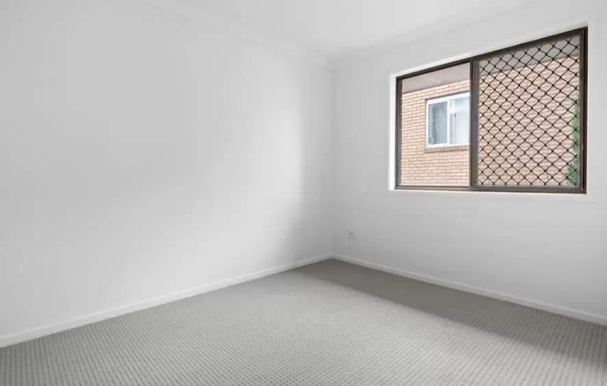13/15 Smith Road, Woodridge Leased by Aurora Property - image 8