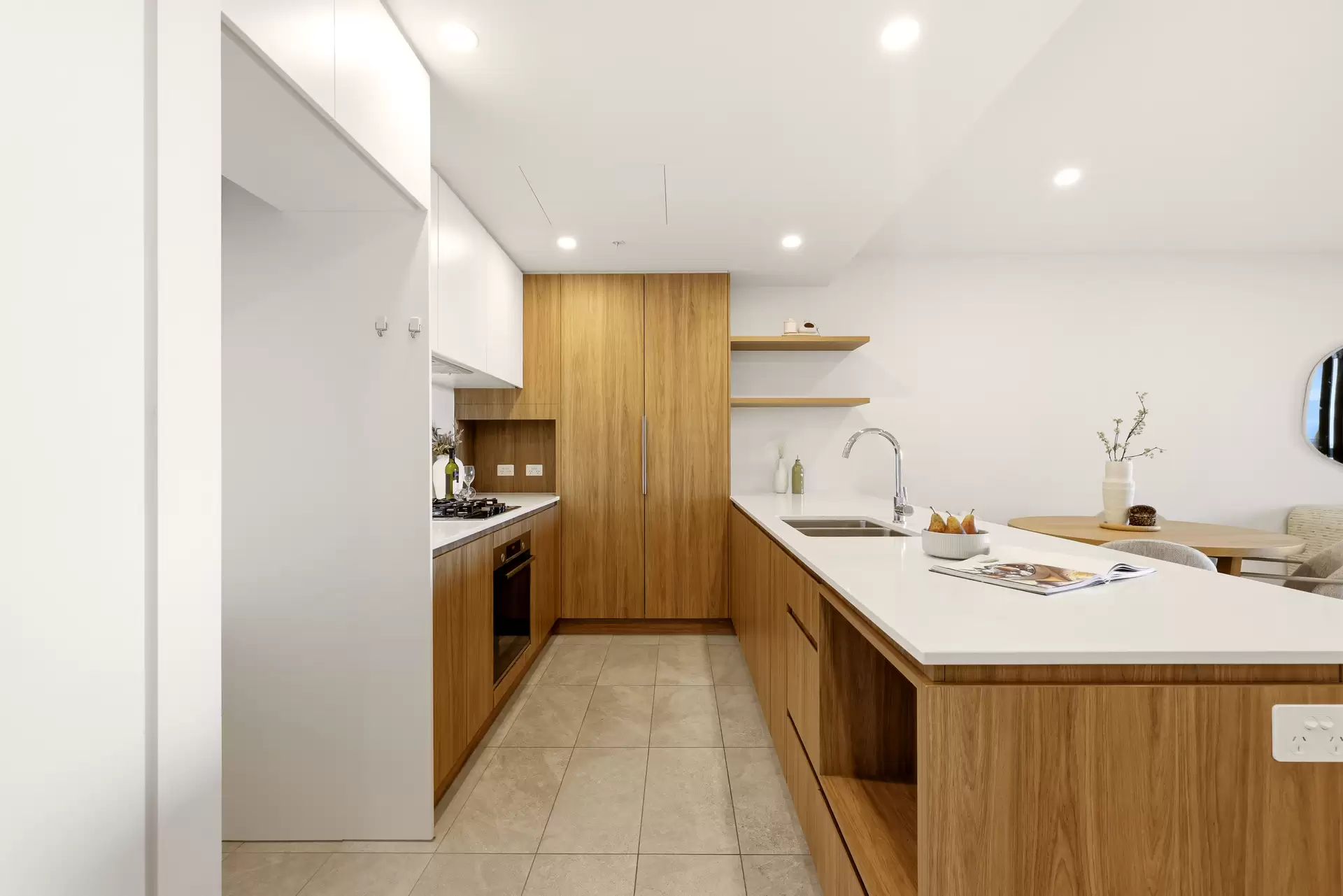 30801/15 Wharf Street, Hamilton Sold by Aurora Property - image 1
