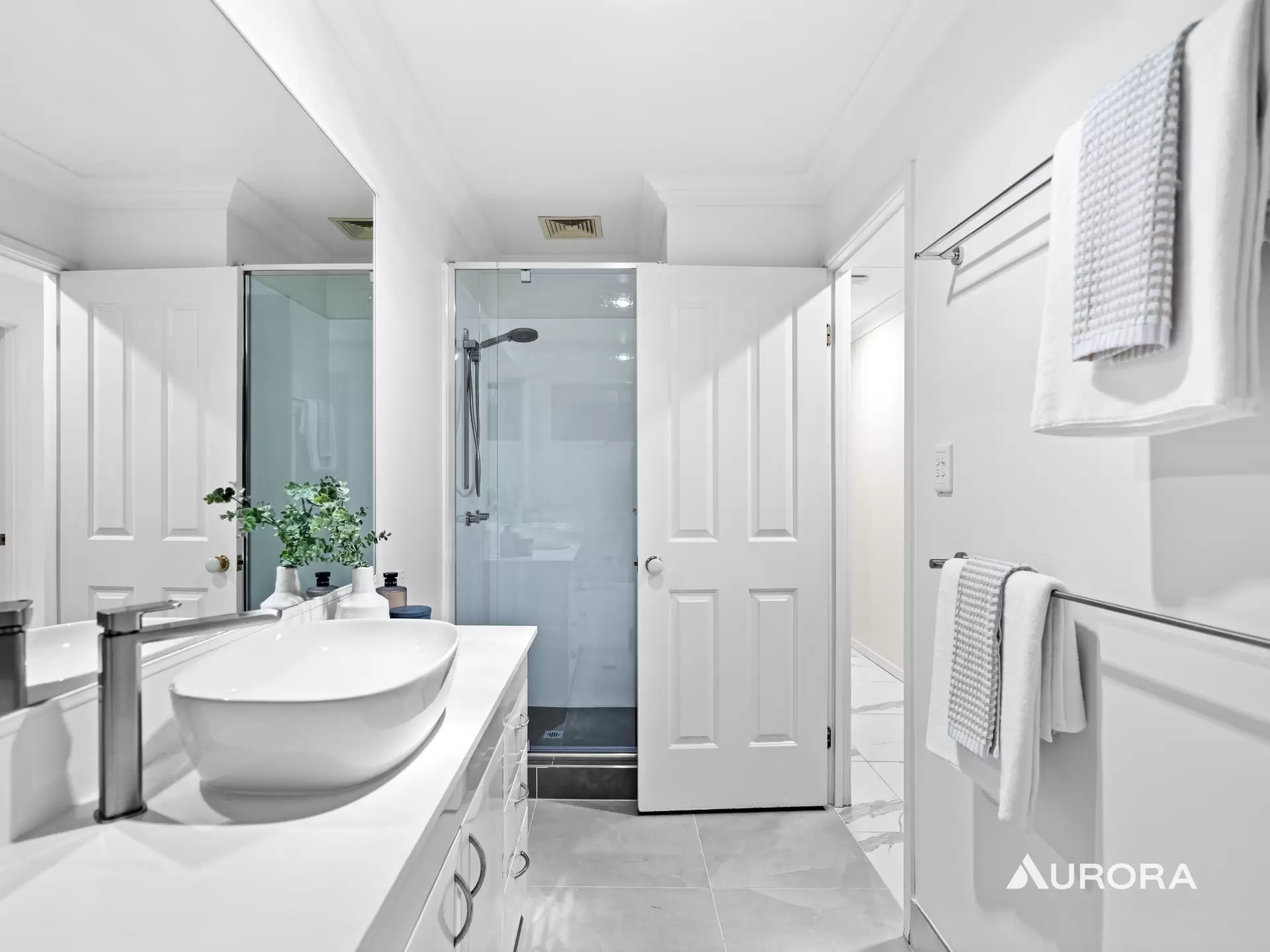 9 Clifford Close, Kuraby Sold by Aurora Property - image 1
