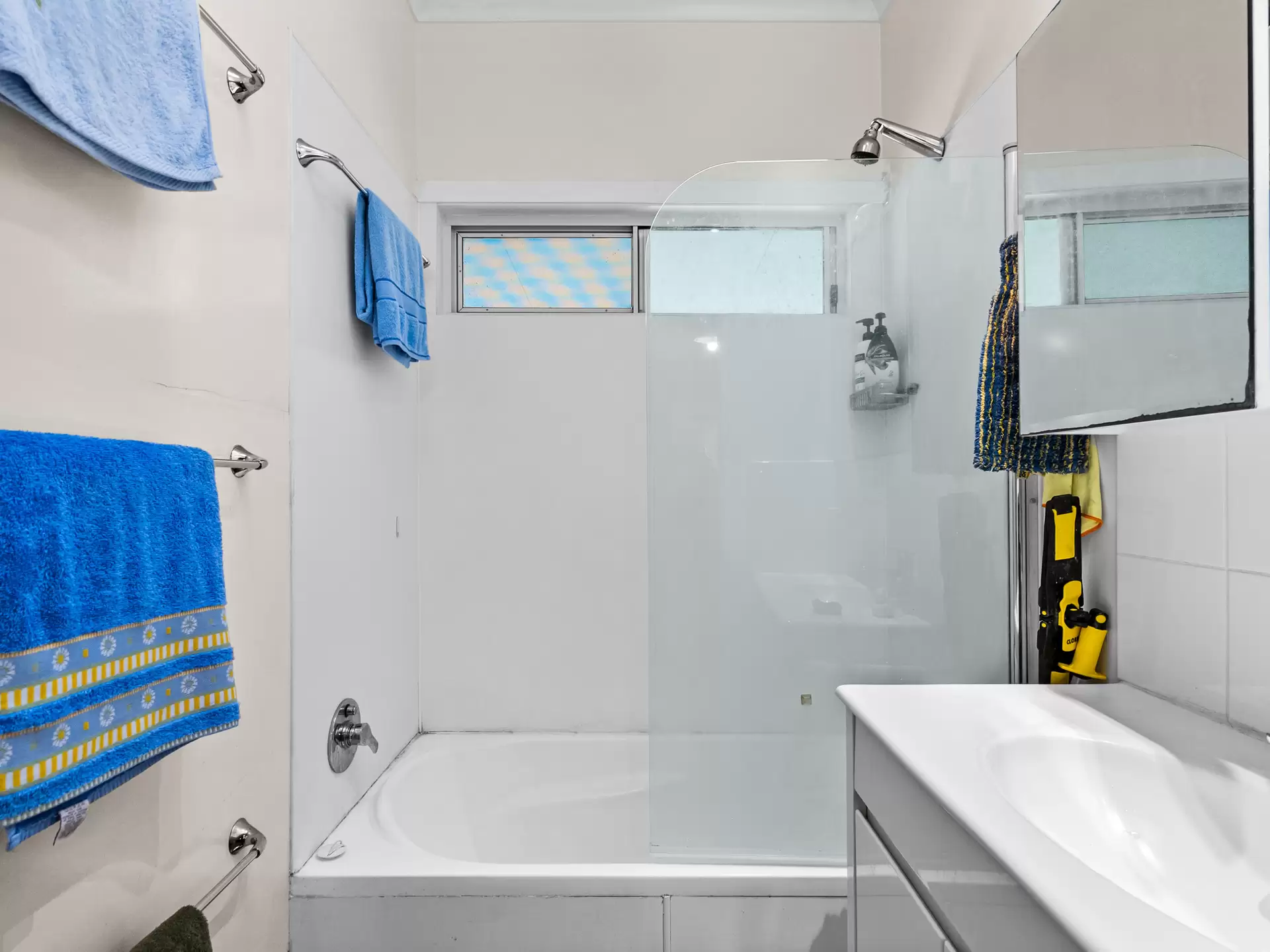 14 Chancellor Street, Sherwood Sold by Aurora Property - image 1
