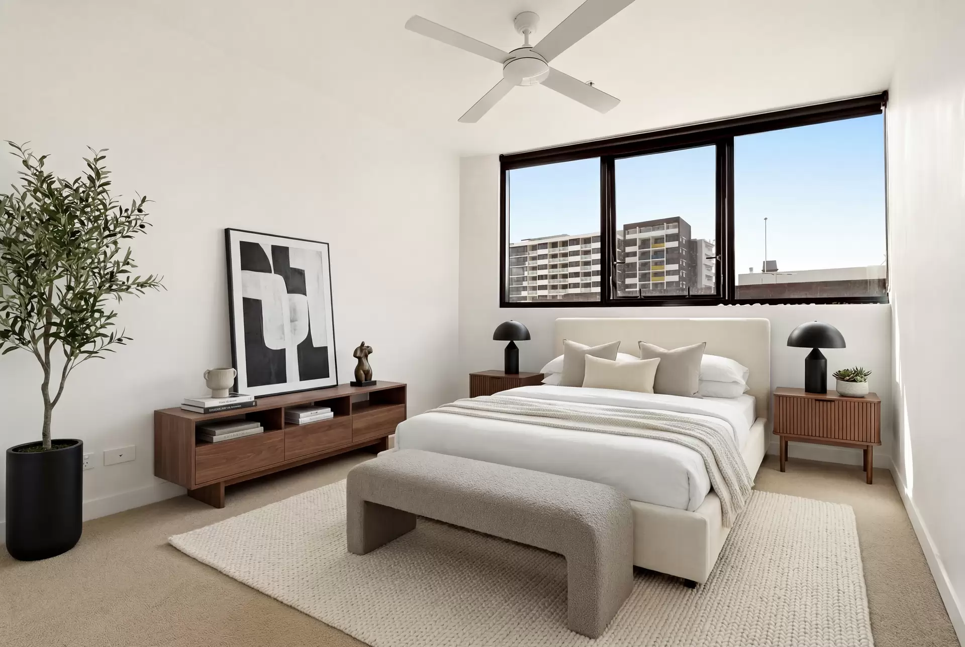 10806/7 Wharf Street, Hamilton Sold by Aurora Property - image 1
