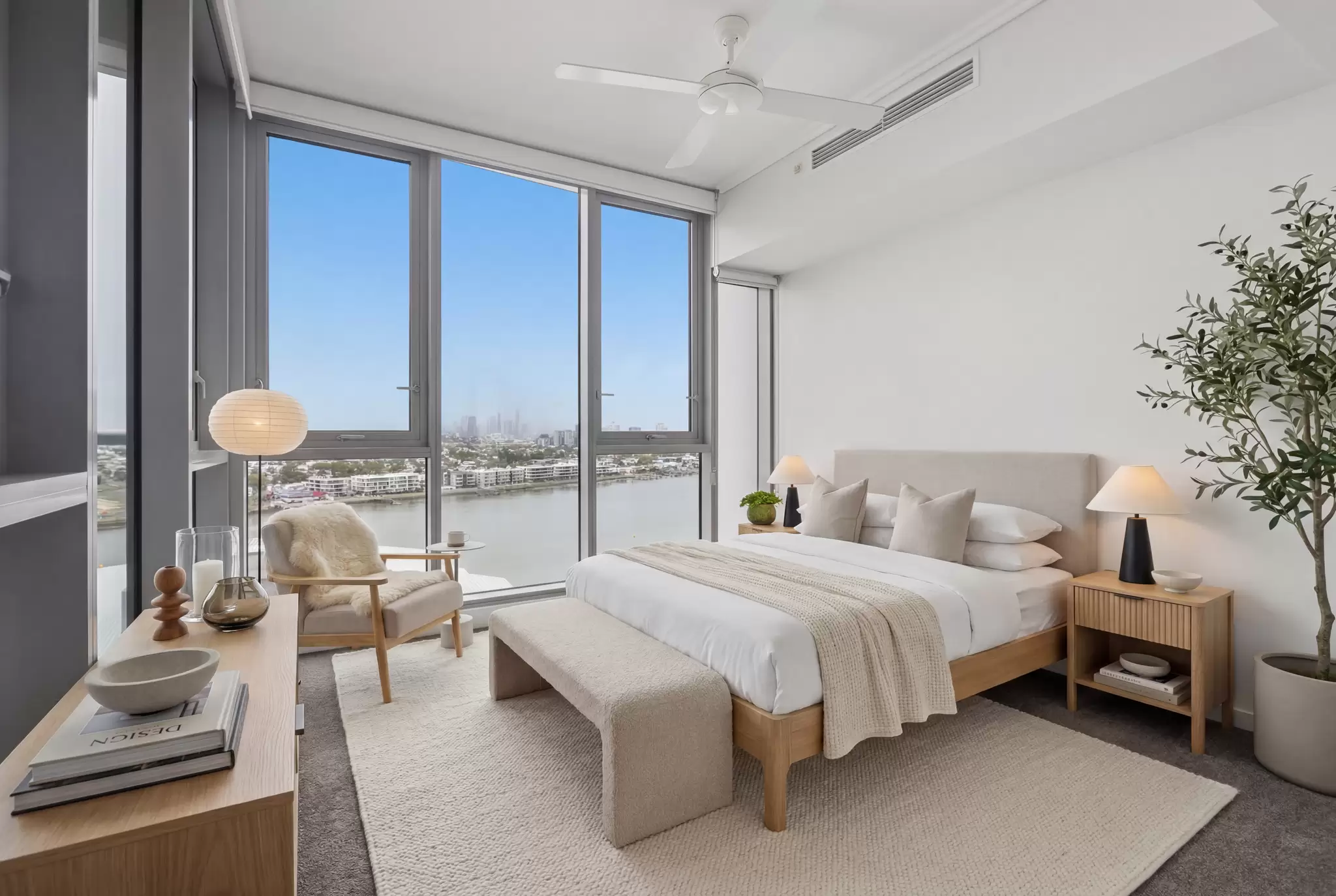 11611/8 Harbour Road, Hamilton Leased by Aurora Property - image 1