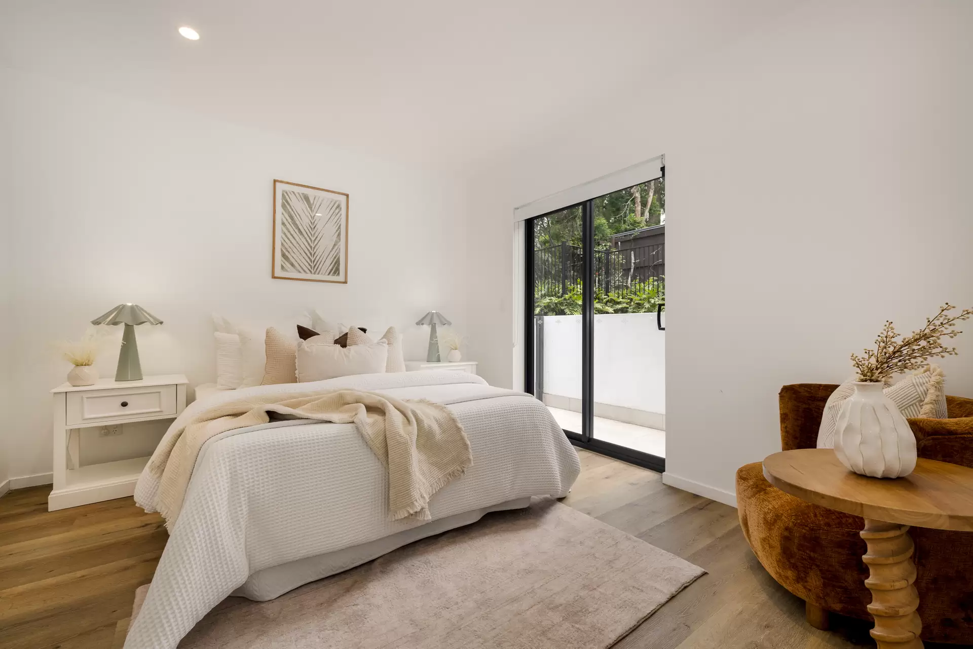 101/492 Samford Road, Gaythorne Sold by Aurora Property - image 1