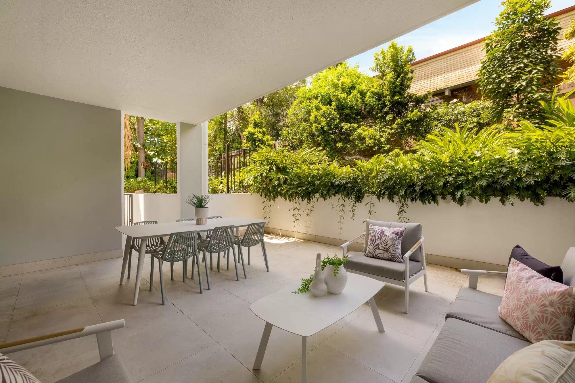 101/492 Samford Road, Gaythorne Sold by Aurora Property - image 2