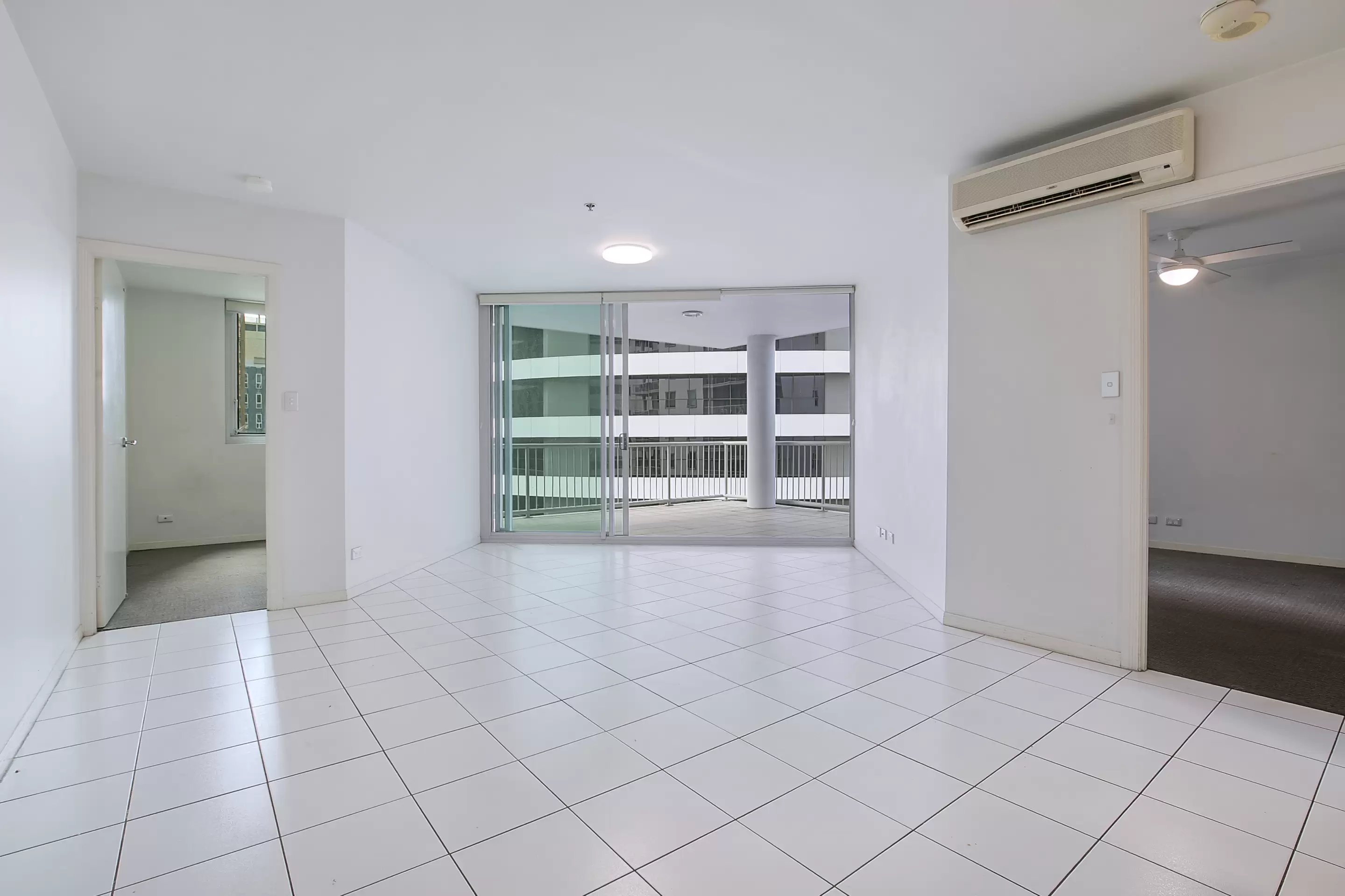 1203/30 Tank Street, Brisbane City Sold by Aurora Property - image 2