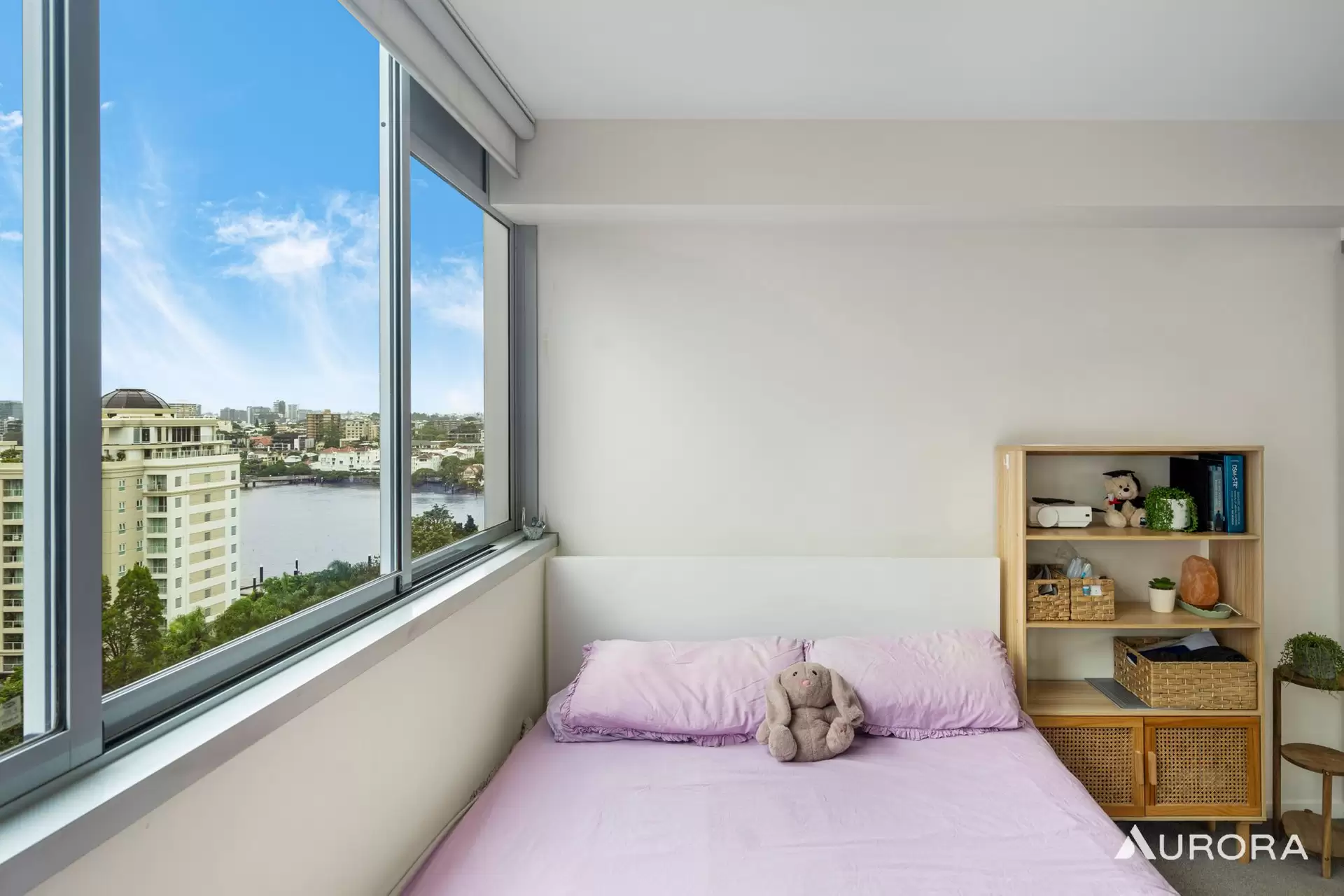 905/18 Thorn Street, Kangaroo Point Sold by Aurora Property - image 1