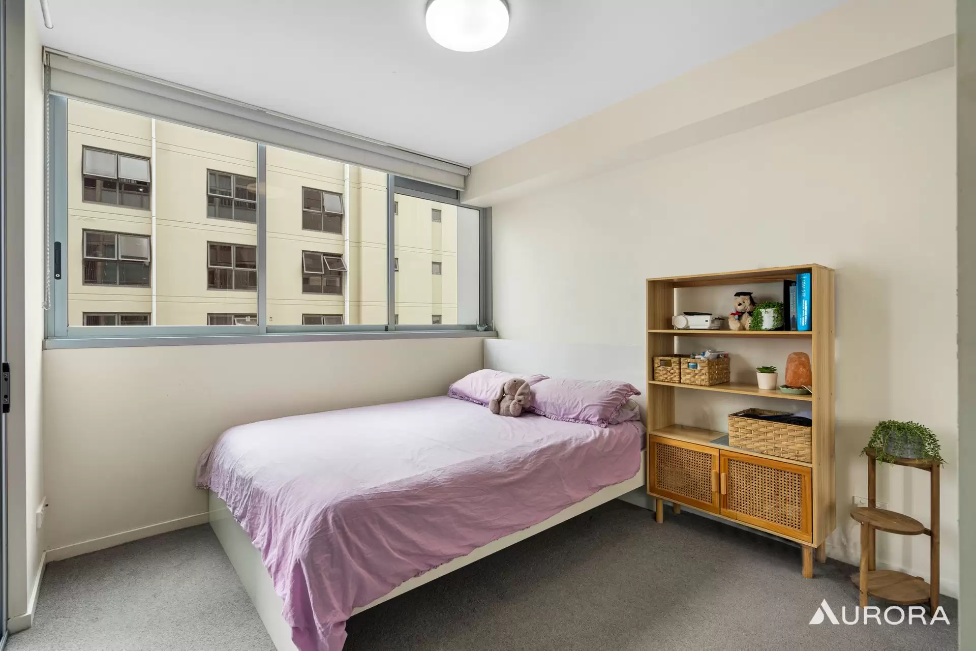 905/18 Thorn Street, Kangaroo Point Sold by Aurora Property - image 1