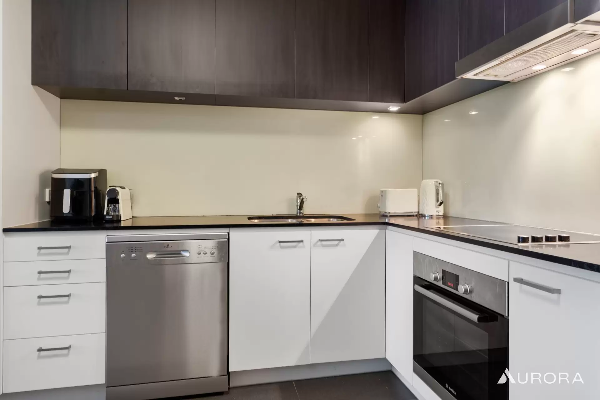 905/18 Thorn Street, Kangaroo Point Sold by Aurora Property - image 1