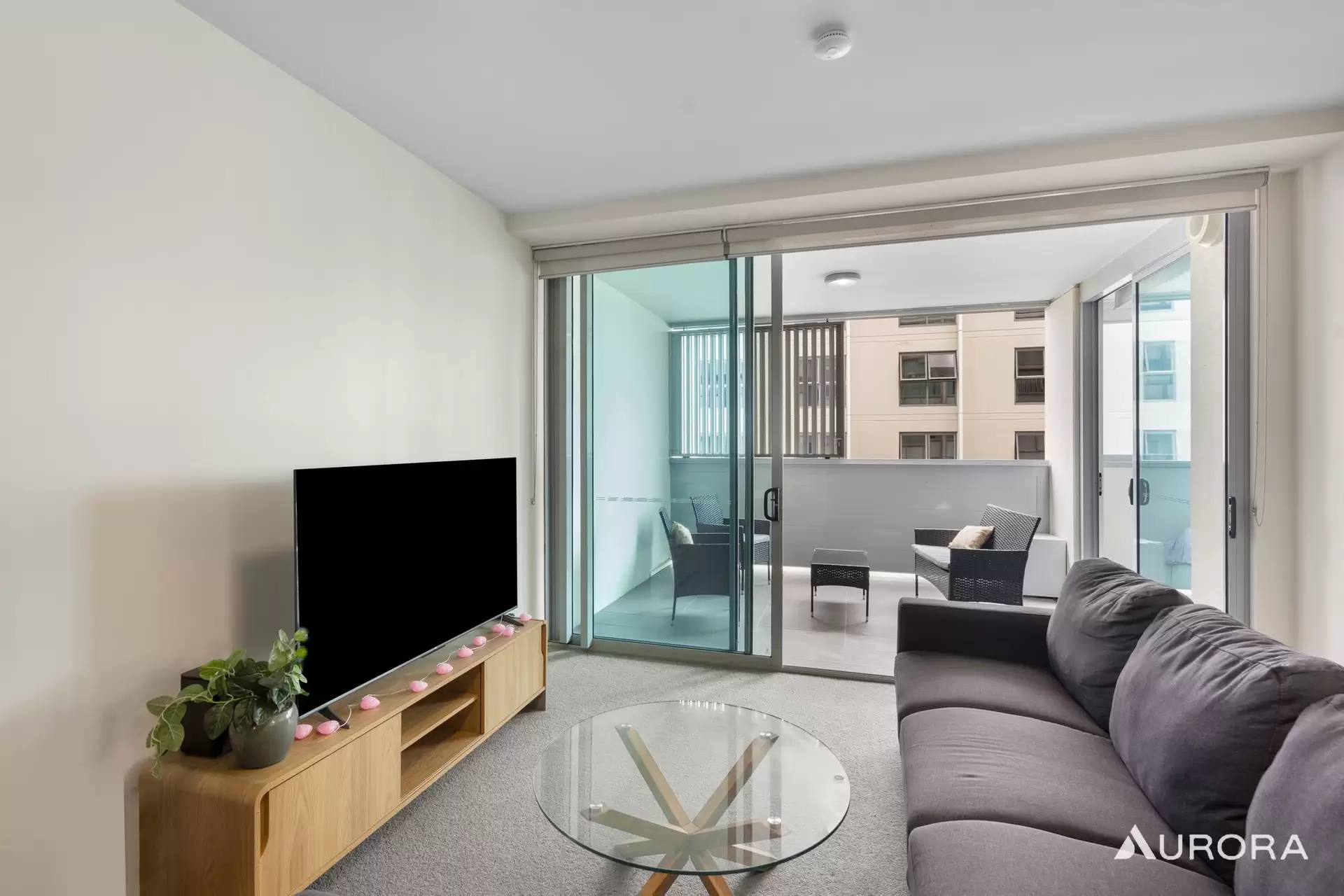 905/18 Thorn Street, Kangaroo Point Sold by Aurora Property - image 1