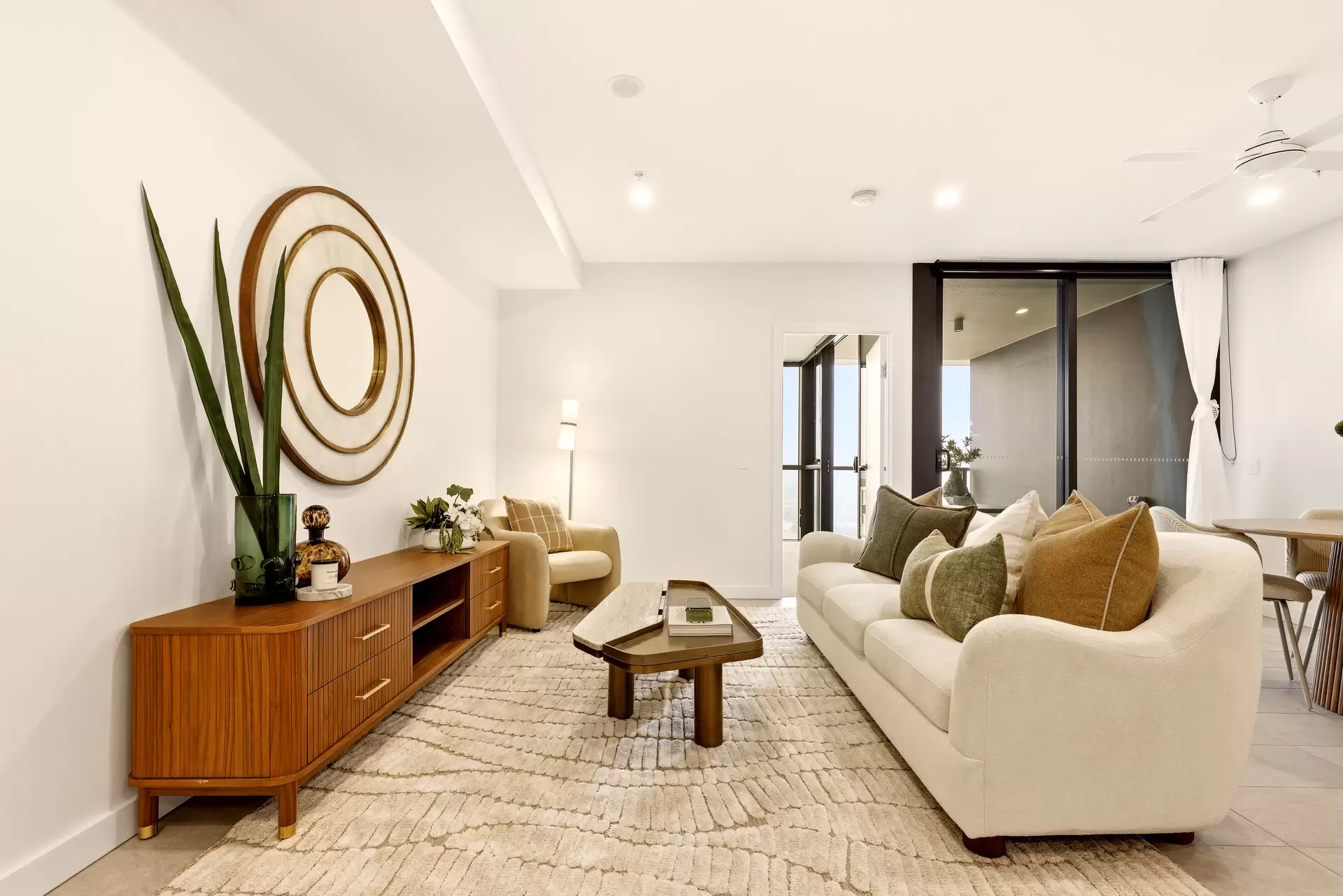 31210/15 Wharf Street, Hamilton Sold by Aurora Property - image 1