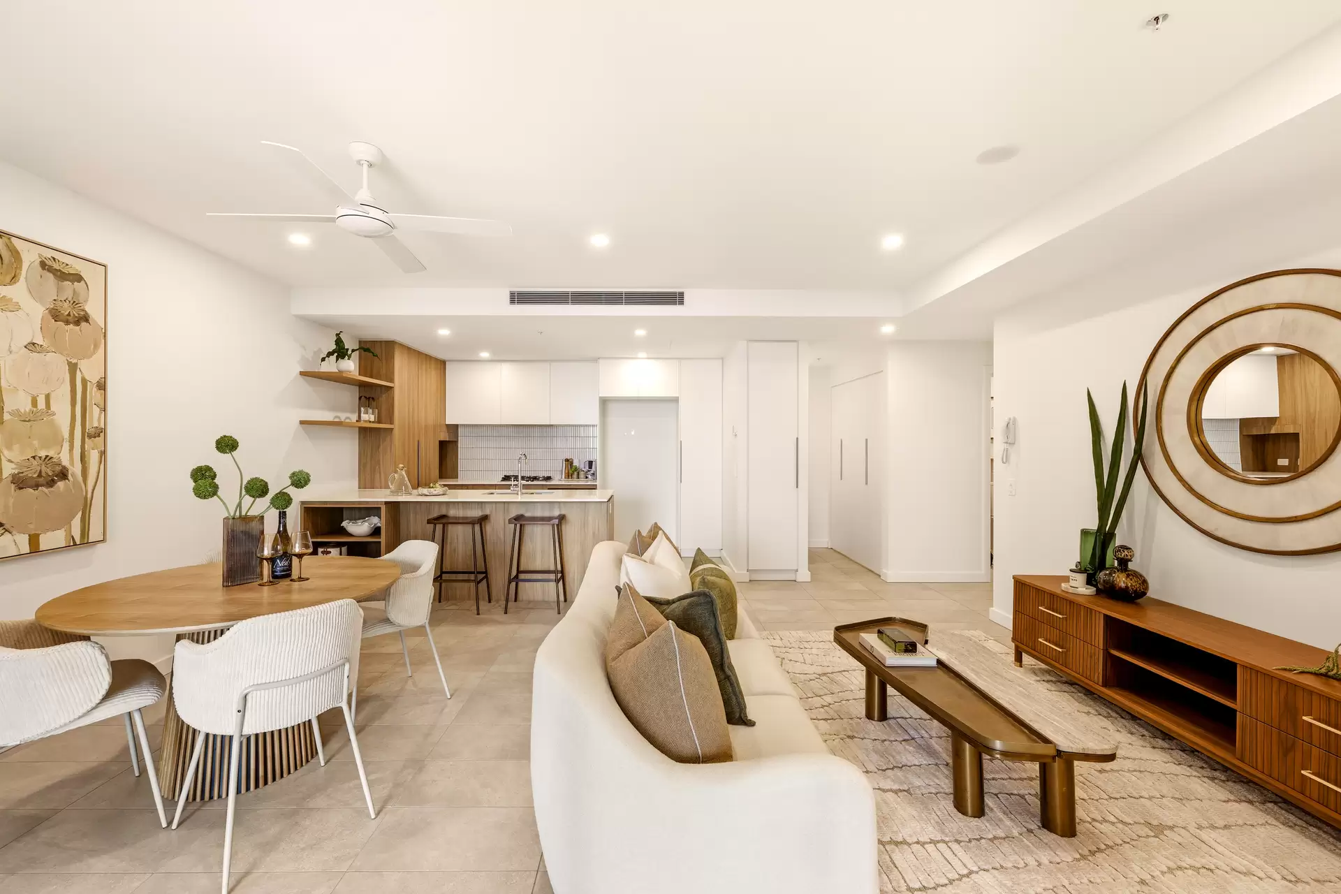 31210/15 Wharf Street, Hamilton Sold by Aurora Property - image 1