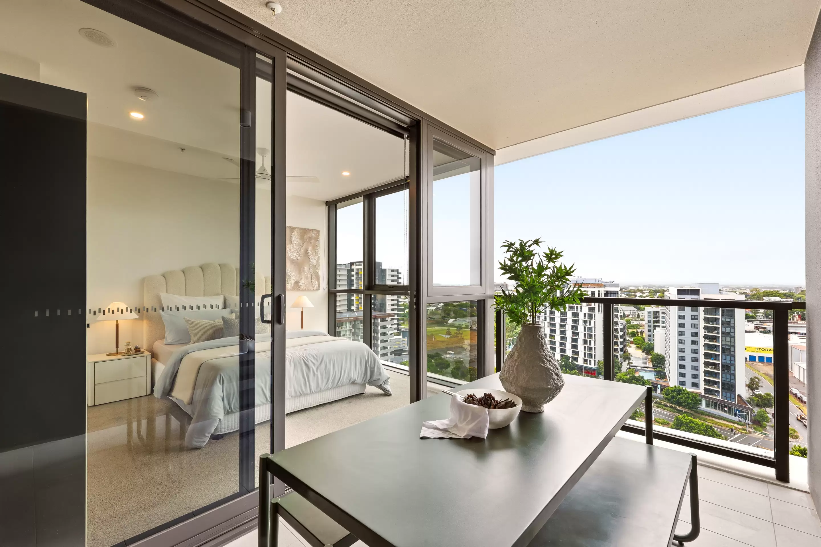 31210/15 Wharf Street, Hamilton Sold by Aurora Property - image 3
