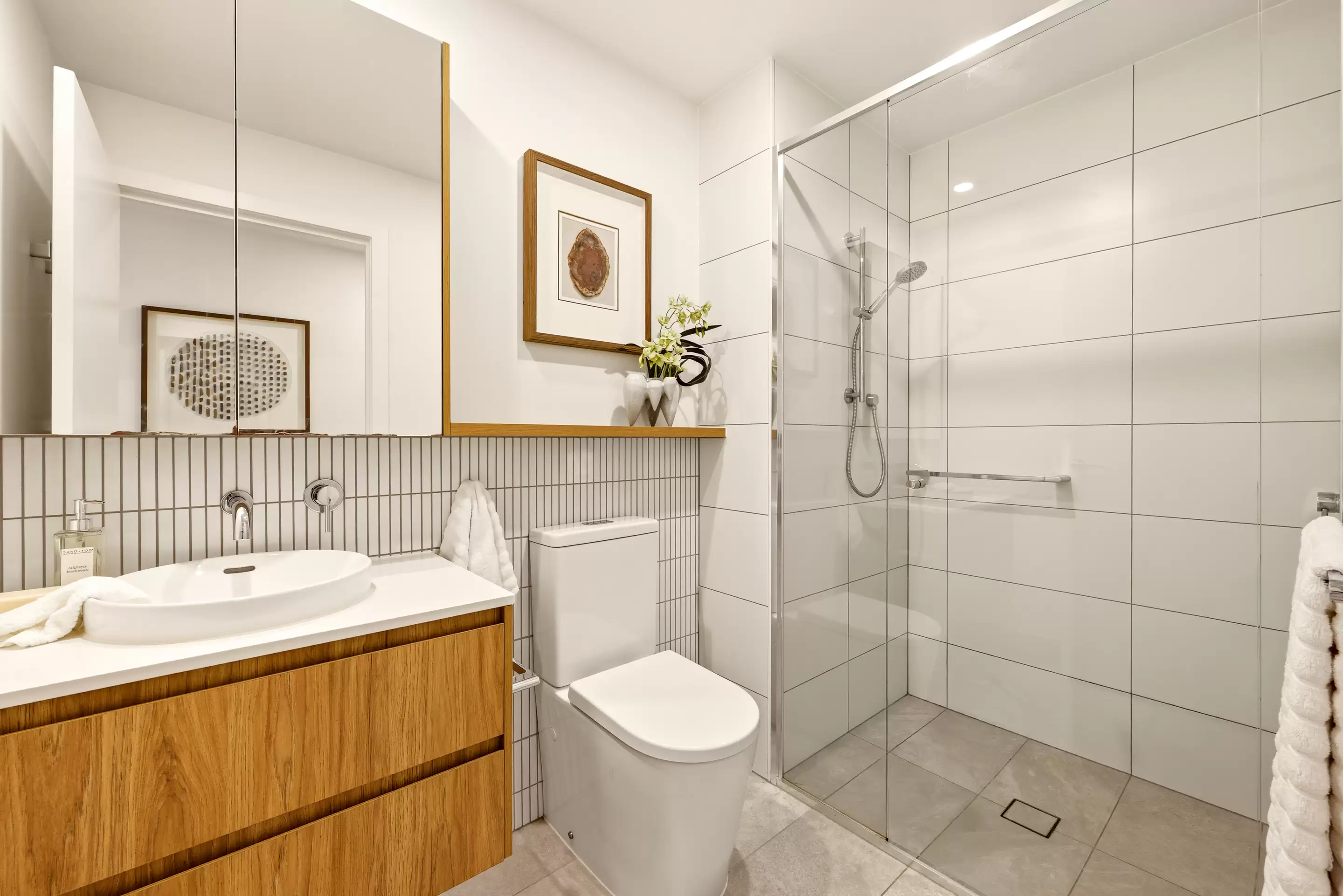 31210/15 Wharf Street, Hamilton Sold by Aurora Property - image 9