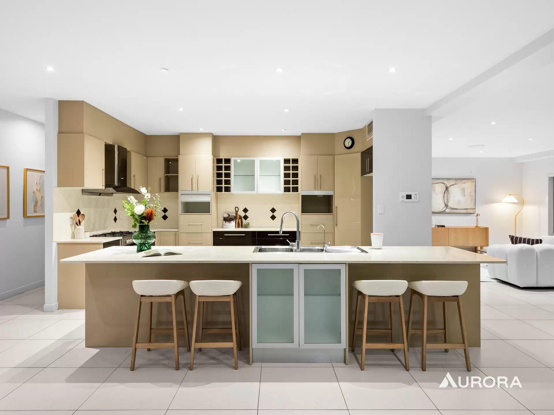 32 Roland Street, Parkinson Sold by Aurora Property - image 1