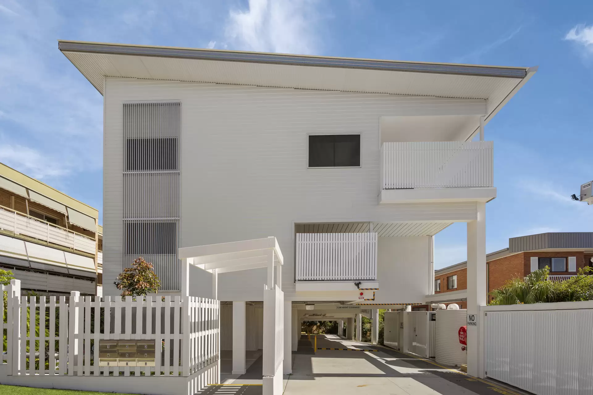 2/66 Kirkland Avenue, Coorparoo Sold by Aurora Property - image 1