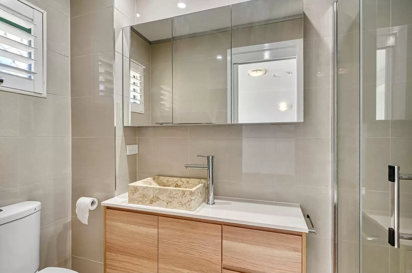 2/108 Victoria Street, Spring Hill Sold by Aurora Property - image 7