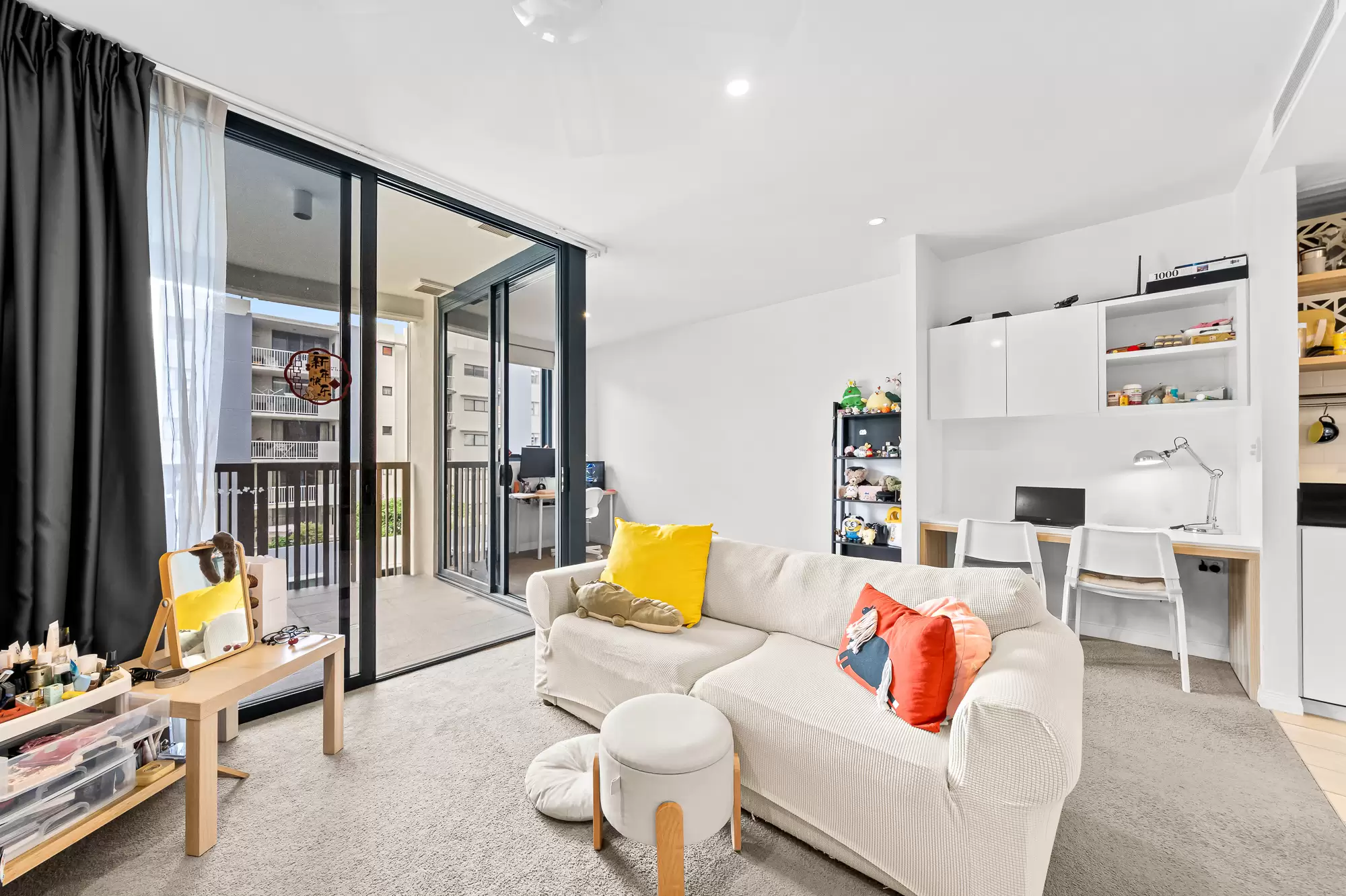 2405/3 Gibbon Street, Woolloongabba Sold by Aurora Property - image 3