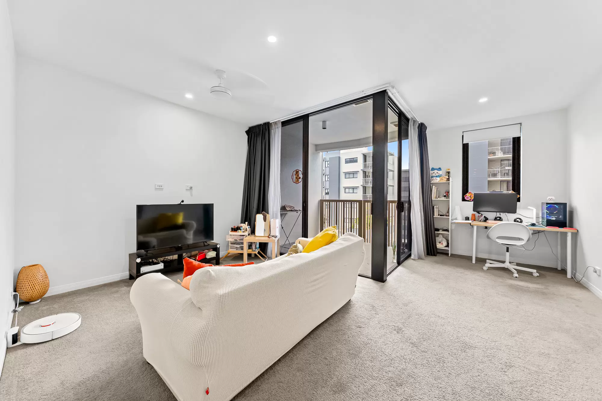 2405/3 Gibbon Street, Woolloongabba Sold by Aurora Property - image 2