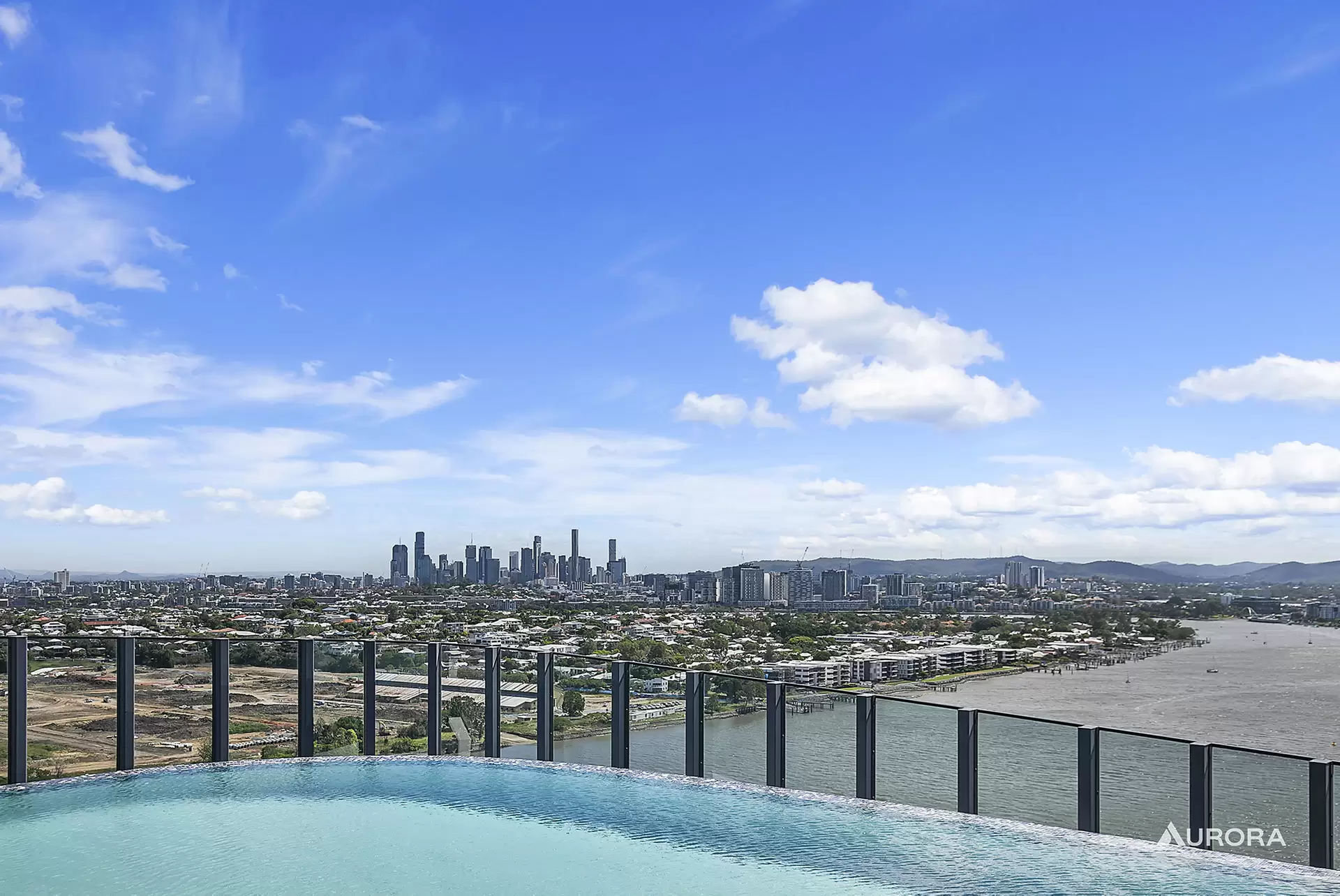 10411/7 Wharf Street, Hamilton Sold by Aurora Property - image 1