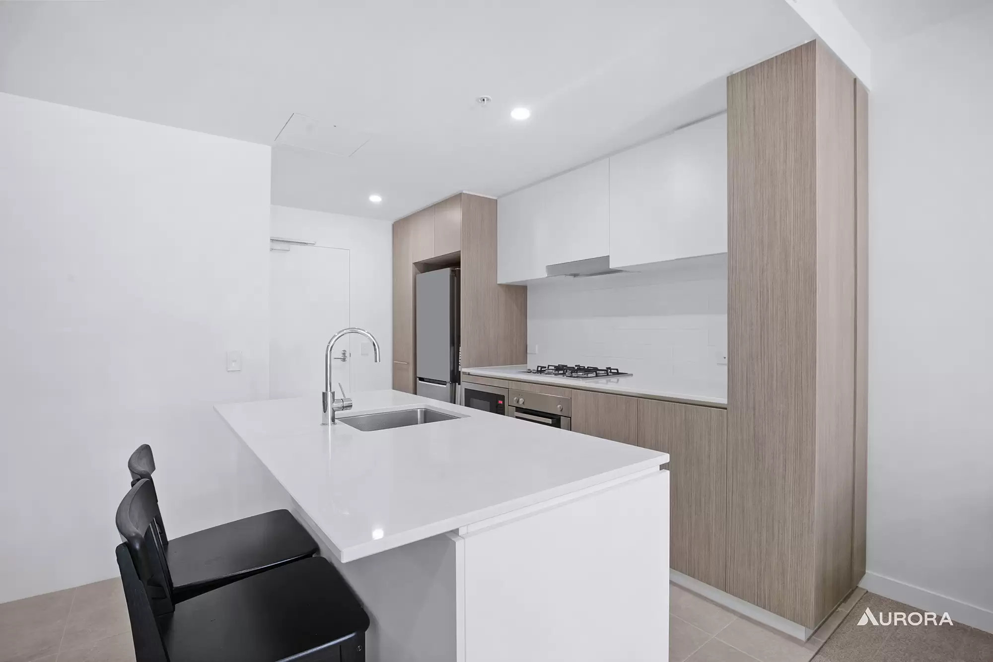 10411/7 Wharf Street, Hamilton Sold by Aurora Property - image 3