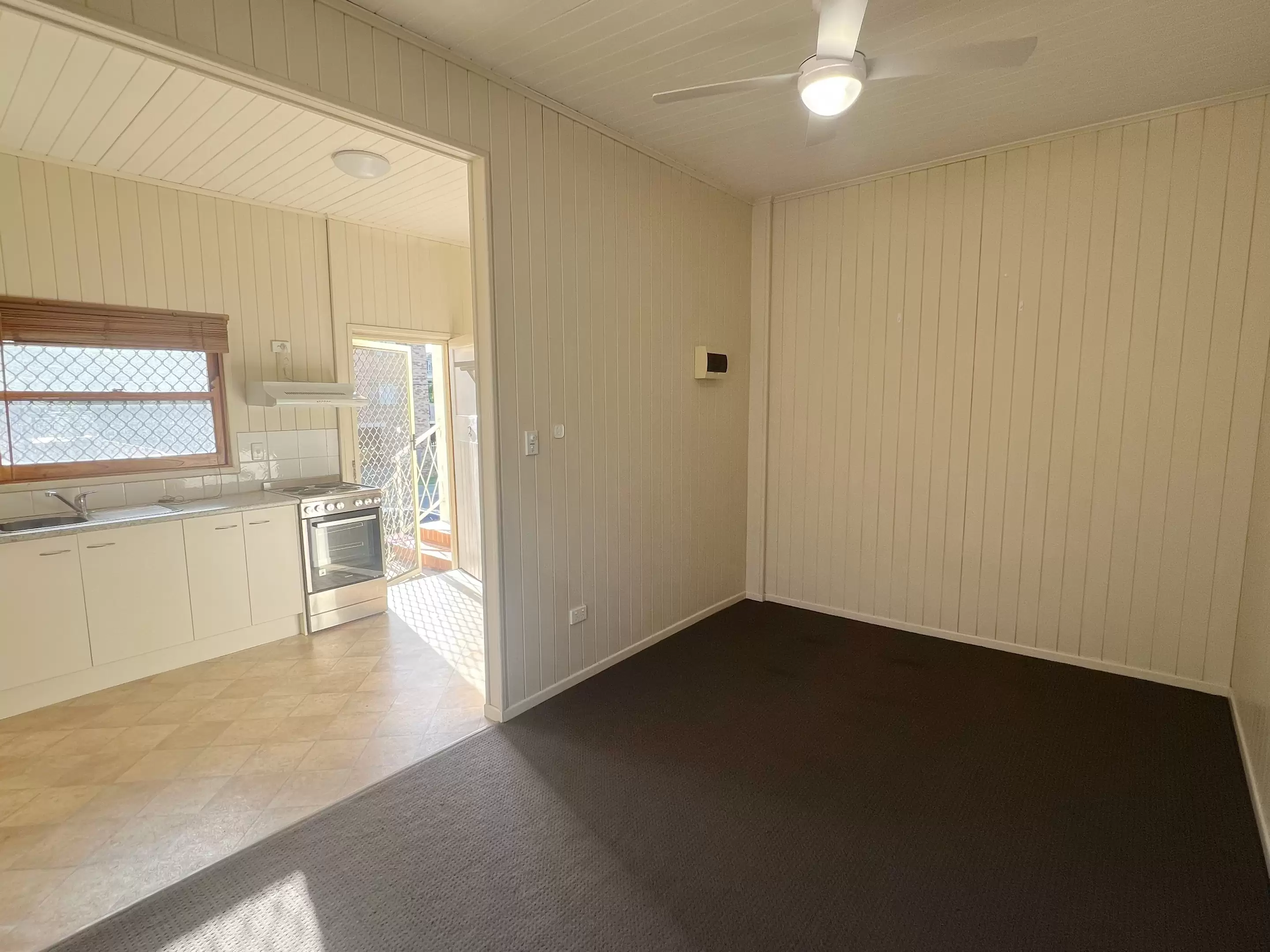2/10 Pear Street, Greenslopes Leased by Aurora Property - image 6