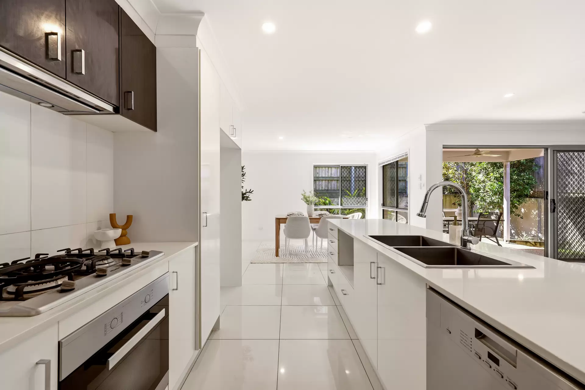 23/30 Taylor Place, Mackenzie Sold by Aurora Property - image 1
