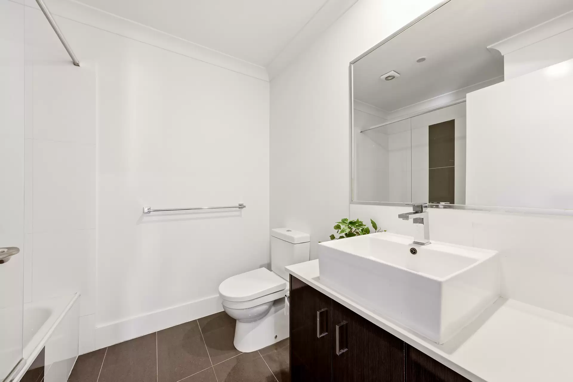 23/30 Taylor Place, Mackenzie Sold by Aurora Property - image 1