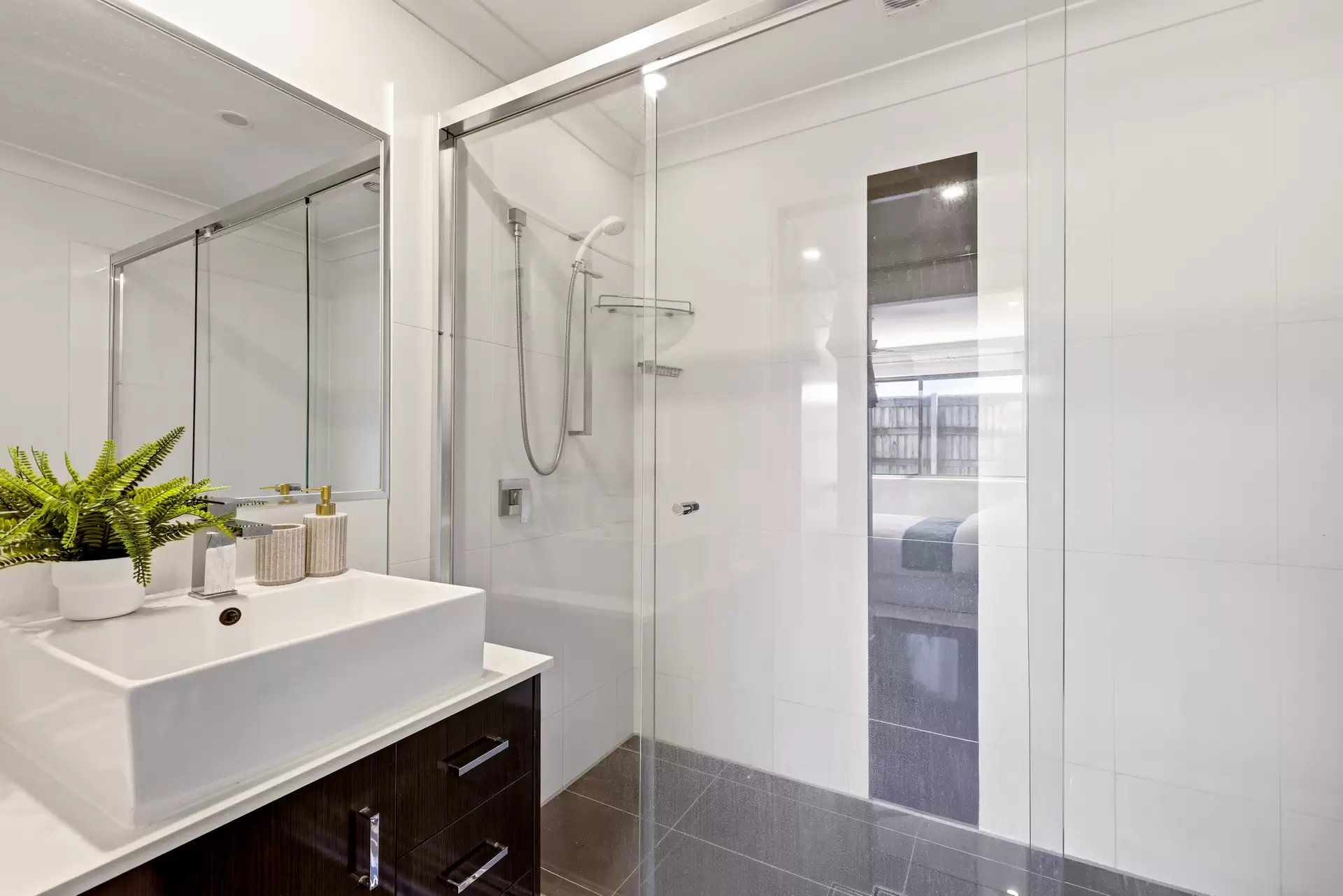 23/30 Taylor Place, Mackenzie Sold by Aurora Property - image 1