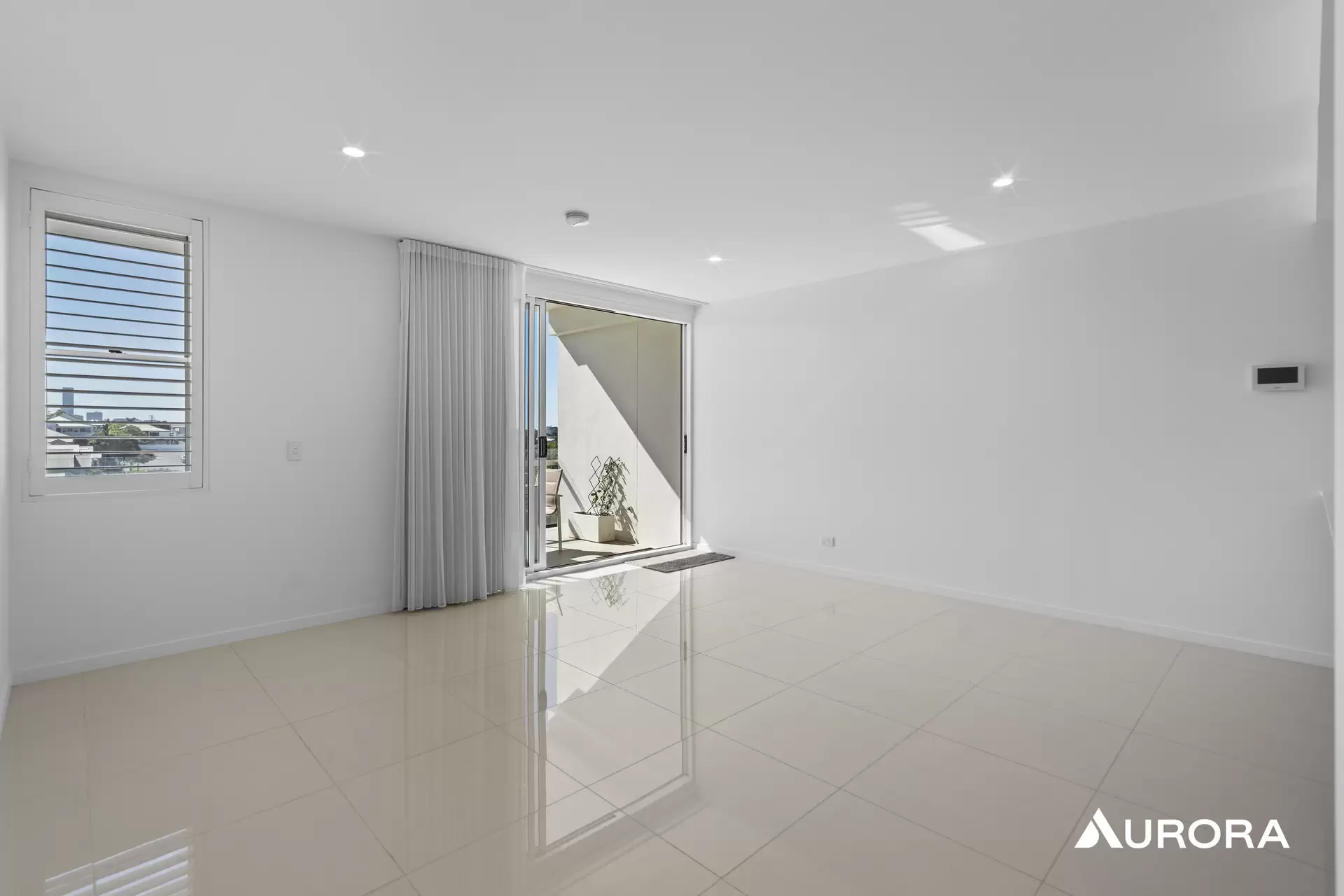 314/100 Holdsworth St, Coorparoo Leased by Aurora Property - image 1