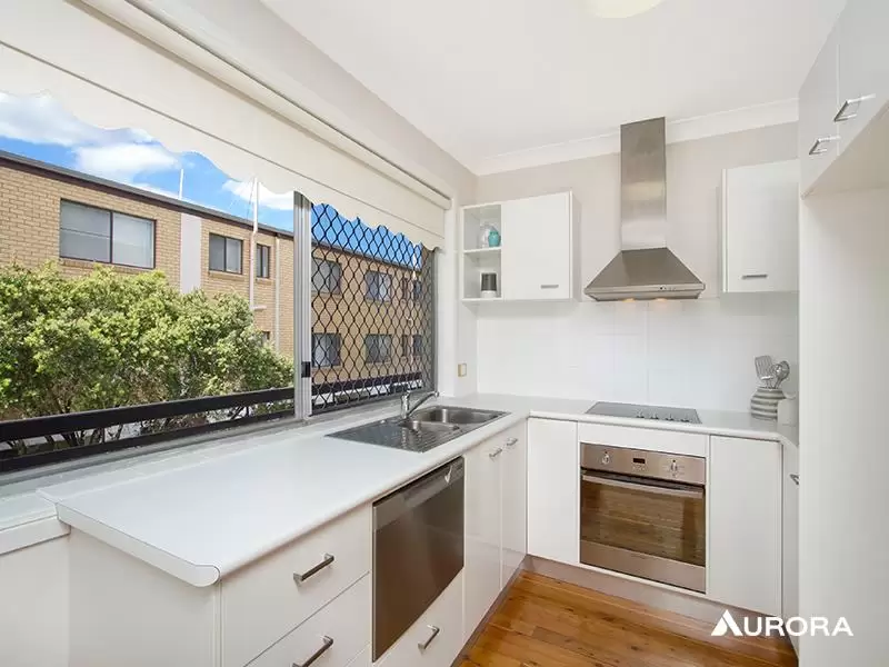 2/33 Derby Street, Coorparoo Leased by Aurora Property - image 2