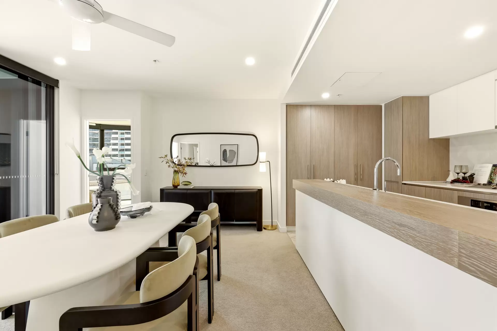 10405/7 Wharf Street, Hamilton Sold by Aurora Property - image 1