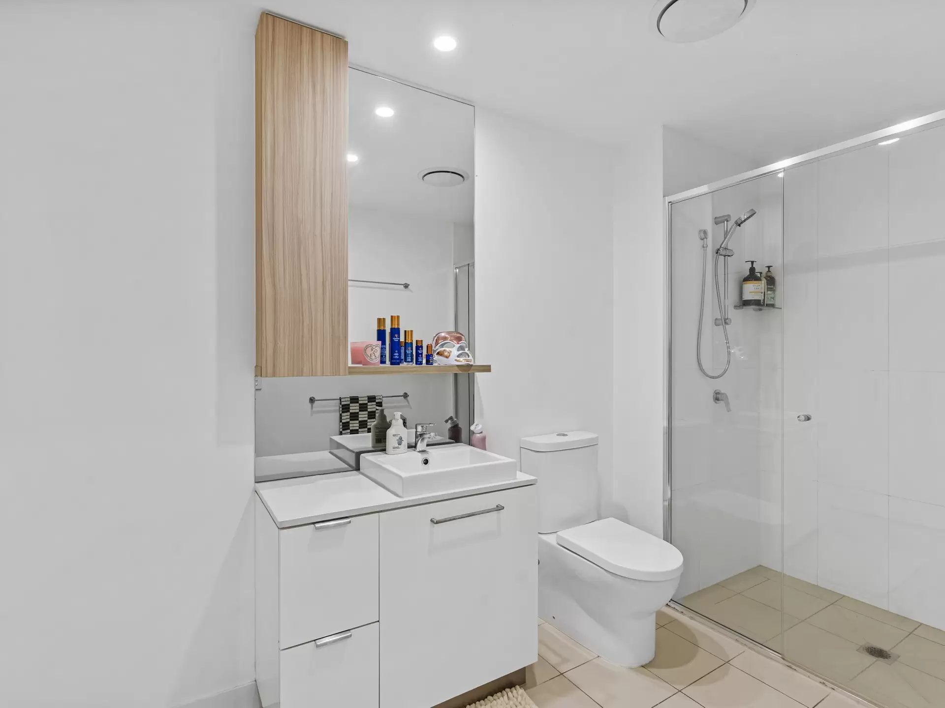20109/37 Kyabra St, Newstead For Sale by Aurora Property - image 1